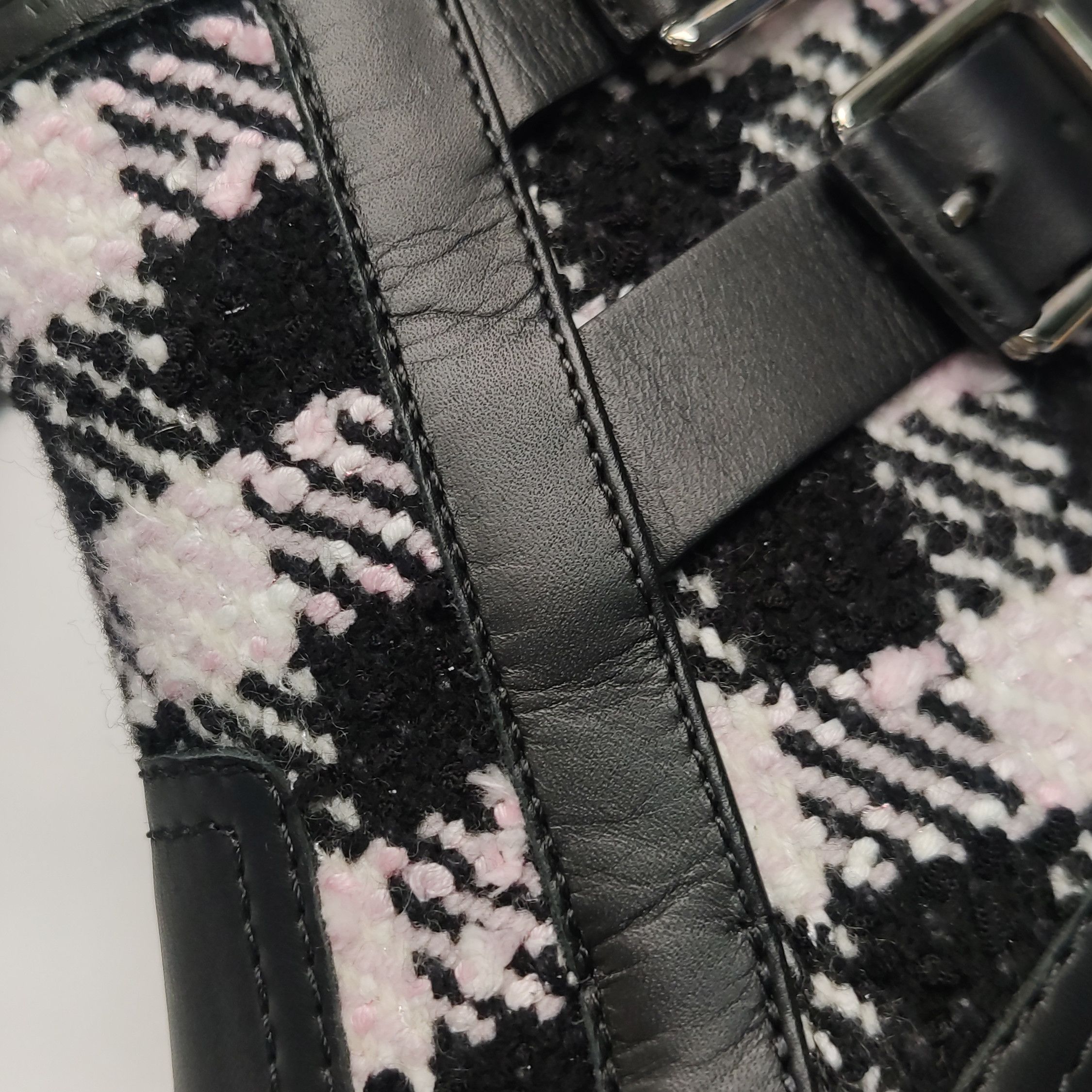 Chanel Chanel Women 5-5 Boots Size US 5.5 / IT 35.5 - 14 Thumbnail