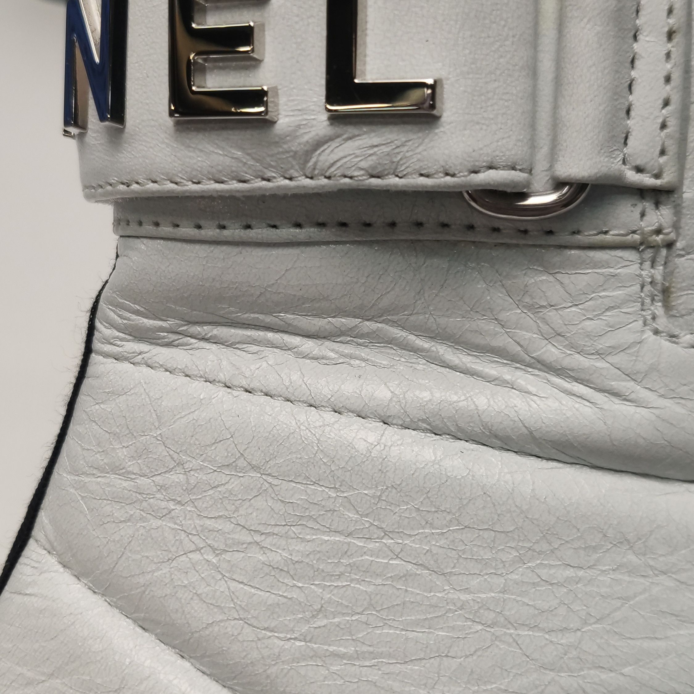 Chanel Chanel Women 5 Boots Size US 5 / IT 35 - 13 Thumbnail