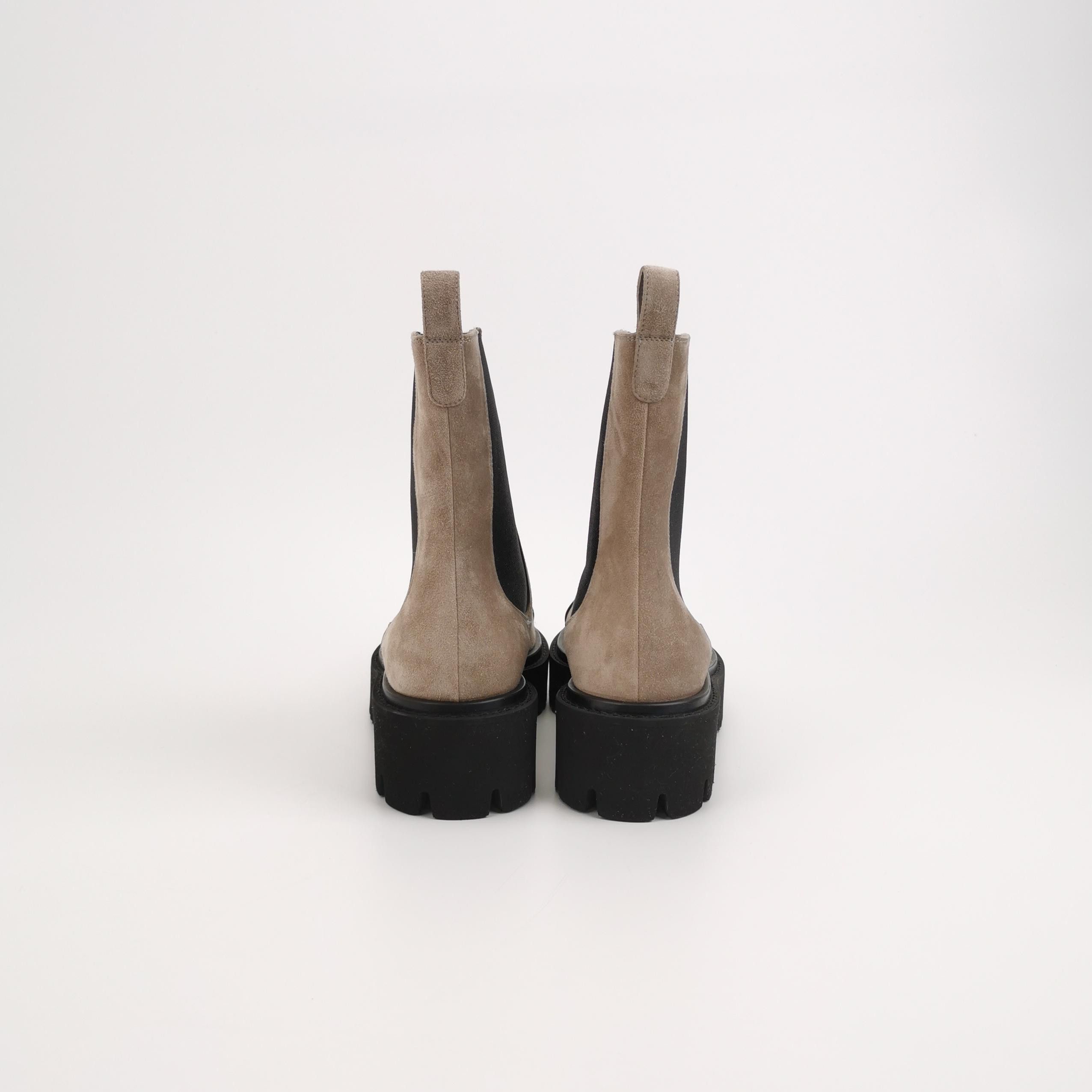 Chanel Chanel Women 6 Boots Size US 6 / IT 36 - 4 Thumbnail