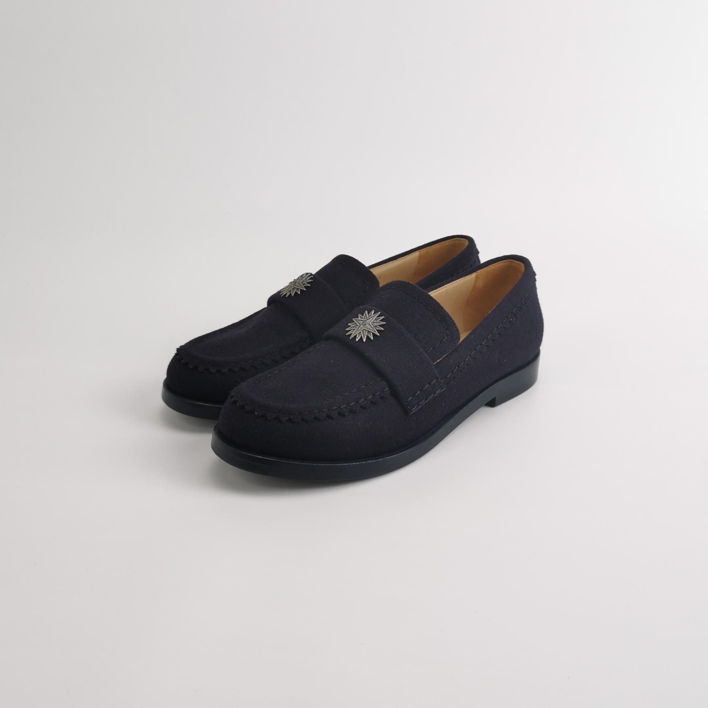 Chanel Chanel Women 7-5 Flats Size US 7.5 / IT 37.5 - 2 Thumbnail
