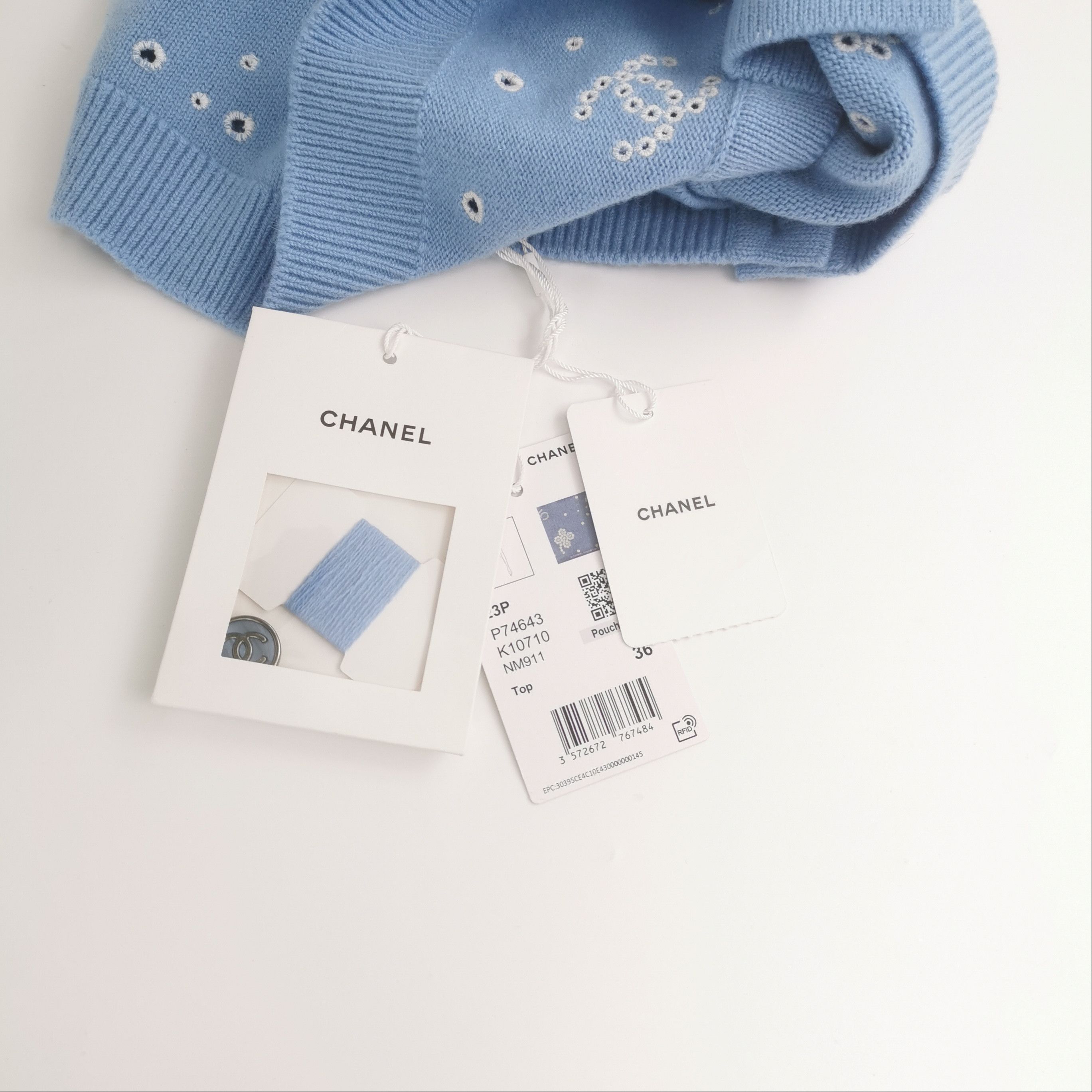 Chanel Chanel Women it_36 Tank Tops Size XS / US 0-2 / IT 36-38 - 4 Thumbnail