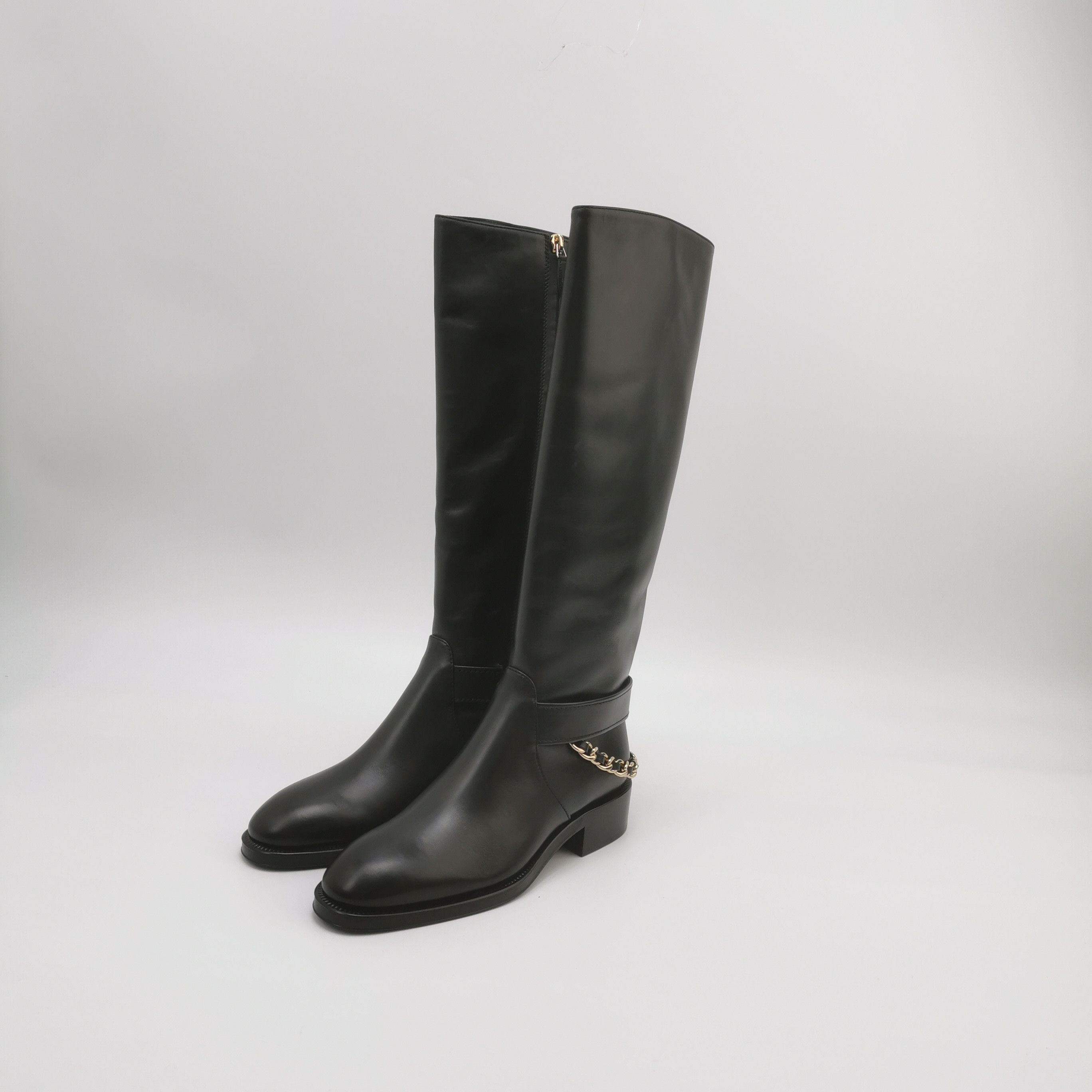 Chanel Chanel Women 8 Boots Size US 8 / IT 38 - 2 Thumbnail