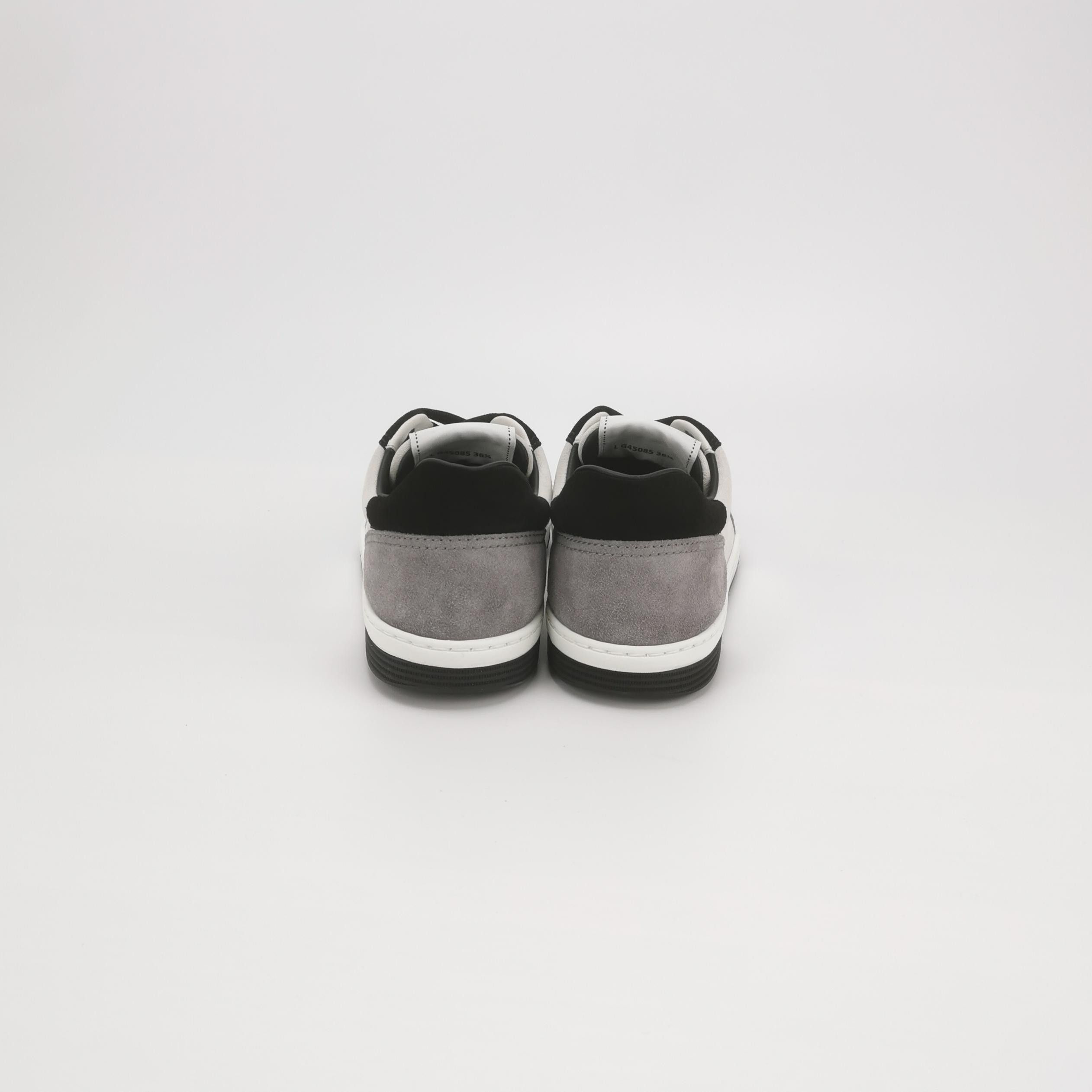 Chanel Chanel Women 6-5 Lowtop Sneakers Size US 6.5 / IT 36.5 - 4 Thumbnail