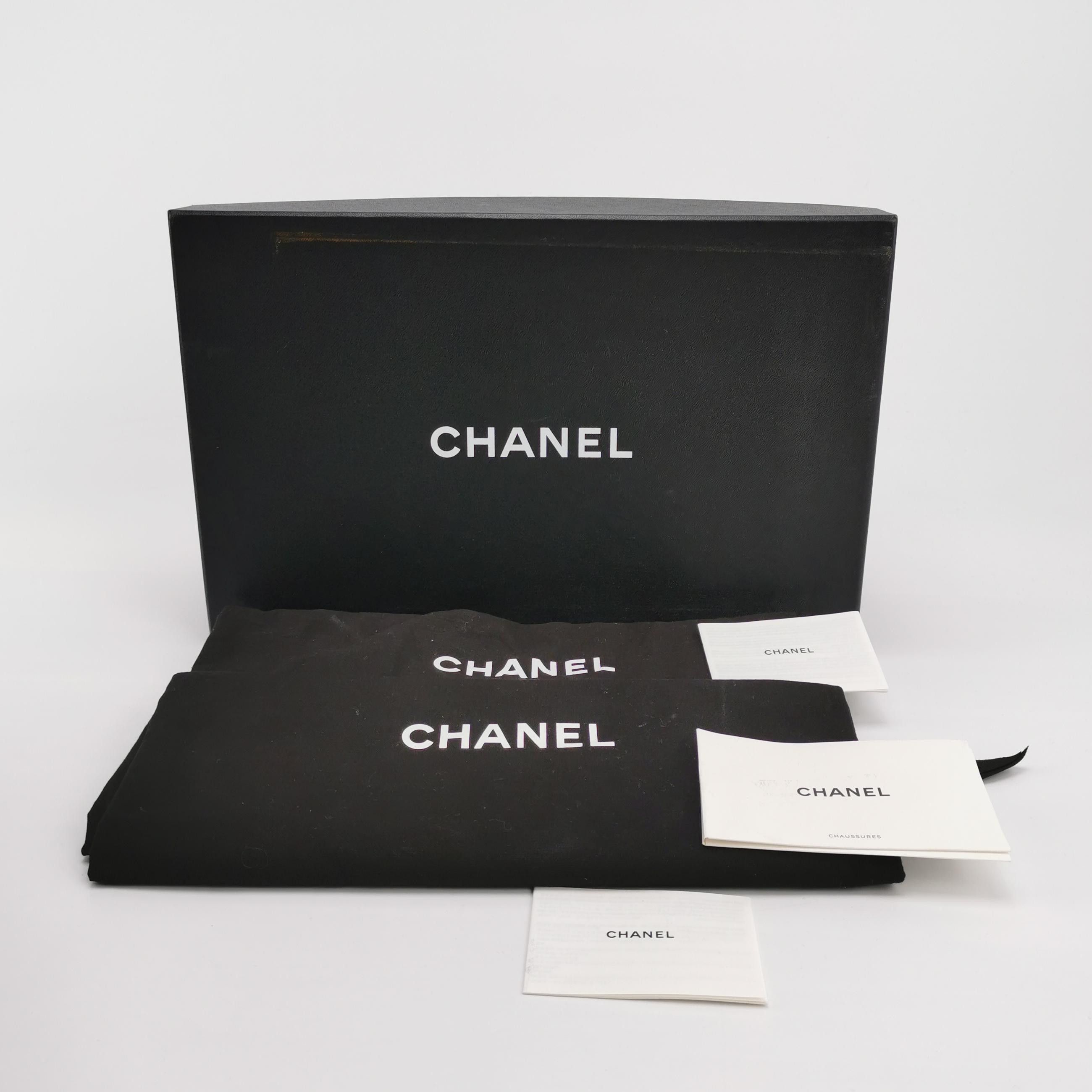 Chanel Chanel Women 7 Boots Size US 7 / IT 37 - 6 Thumbnail