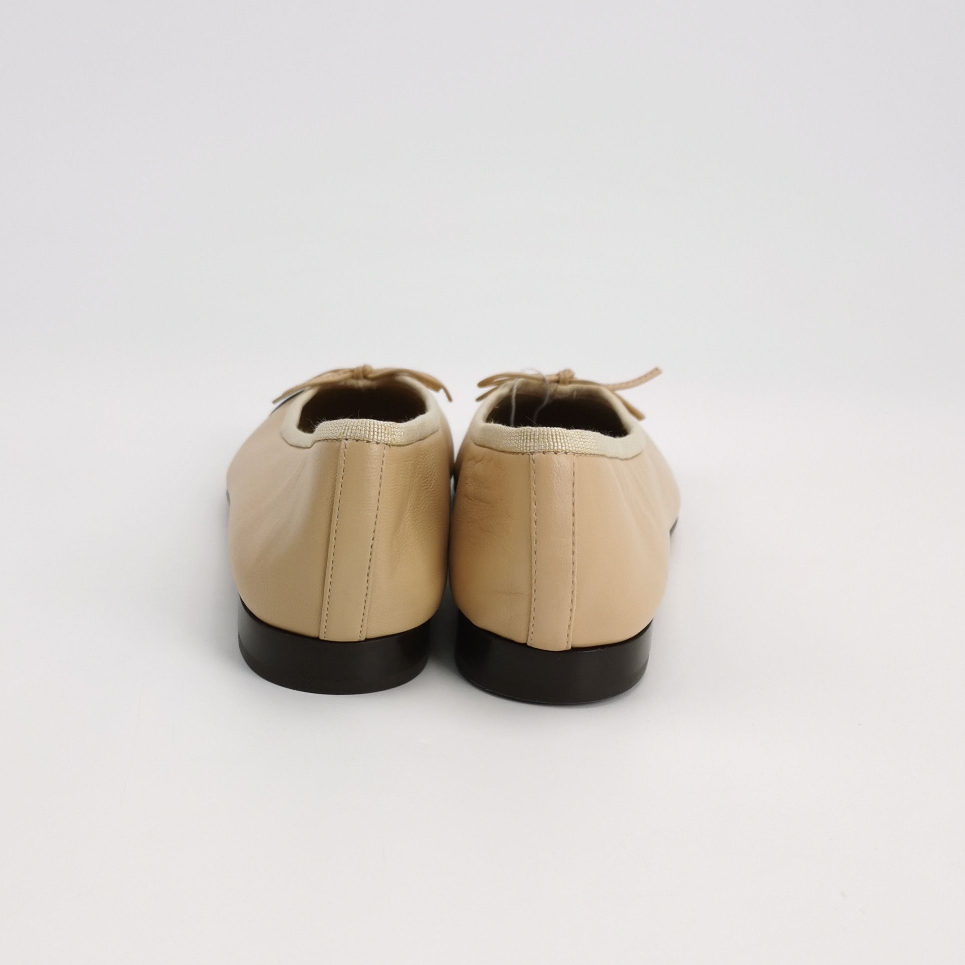 Chanel Chanel Women 7 Flats Size US 7 / IT 37 - 4 Thumbnail