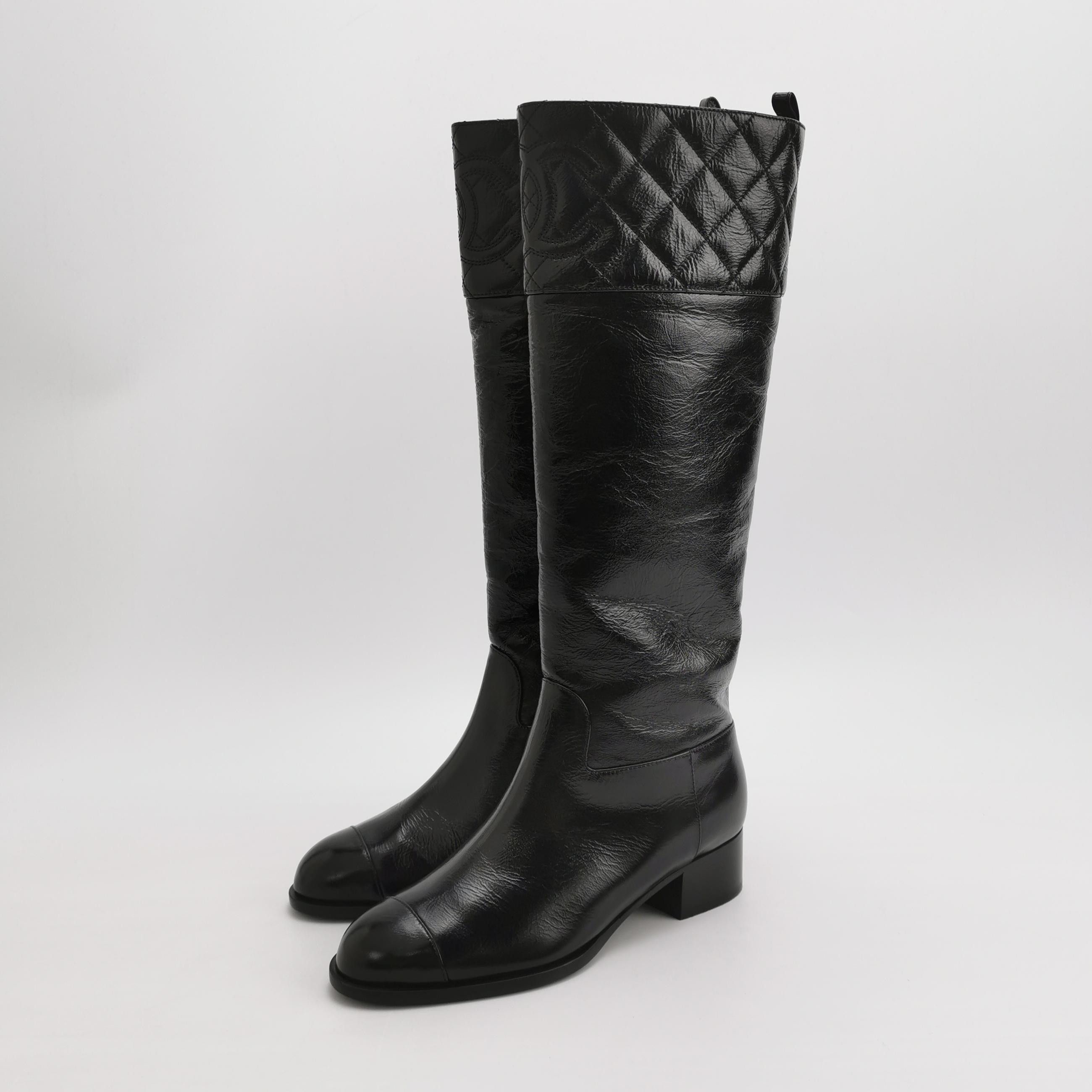 Chanel Chanel Women 6 Boots Size US 6 / IT 36 - 2 Thumbnail