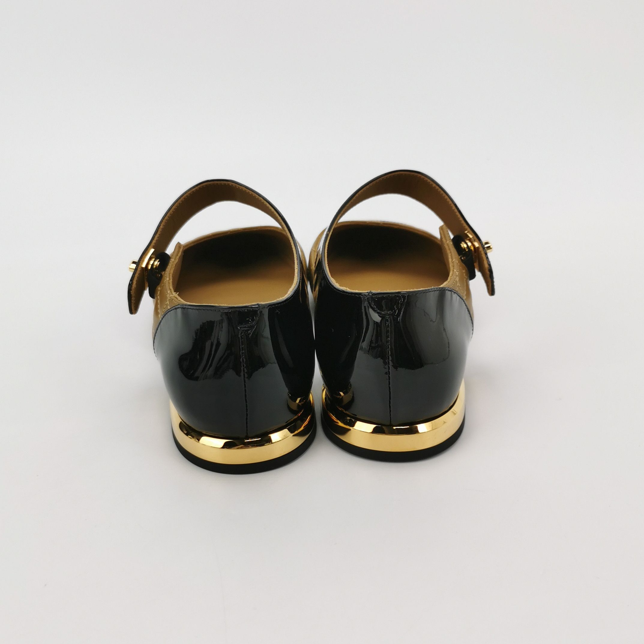 Chanel Chanel Women 8 Flats Size US 8 / IT 38 - 4 Thumbnail