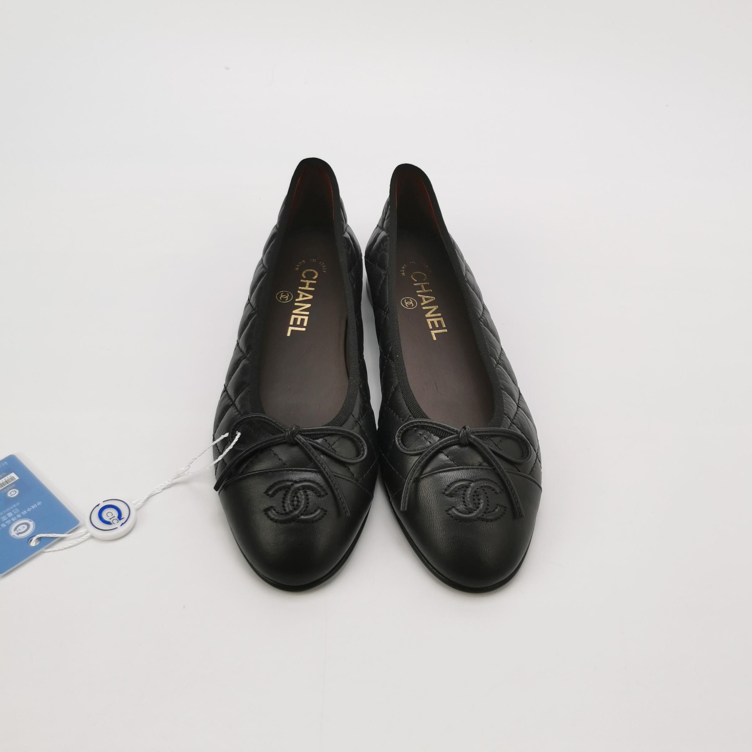 Chanel Chanel Women 7 Flats Size US 7 / IT 37 - 3 Thumbnail