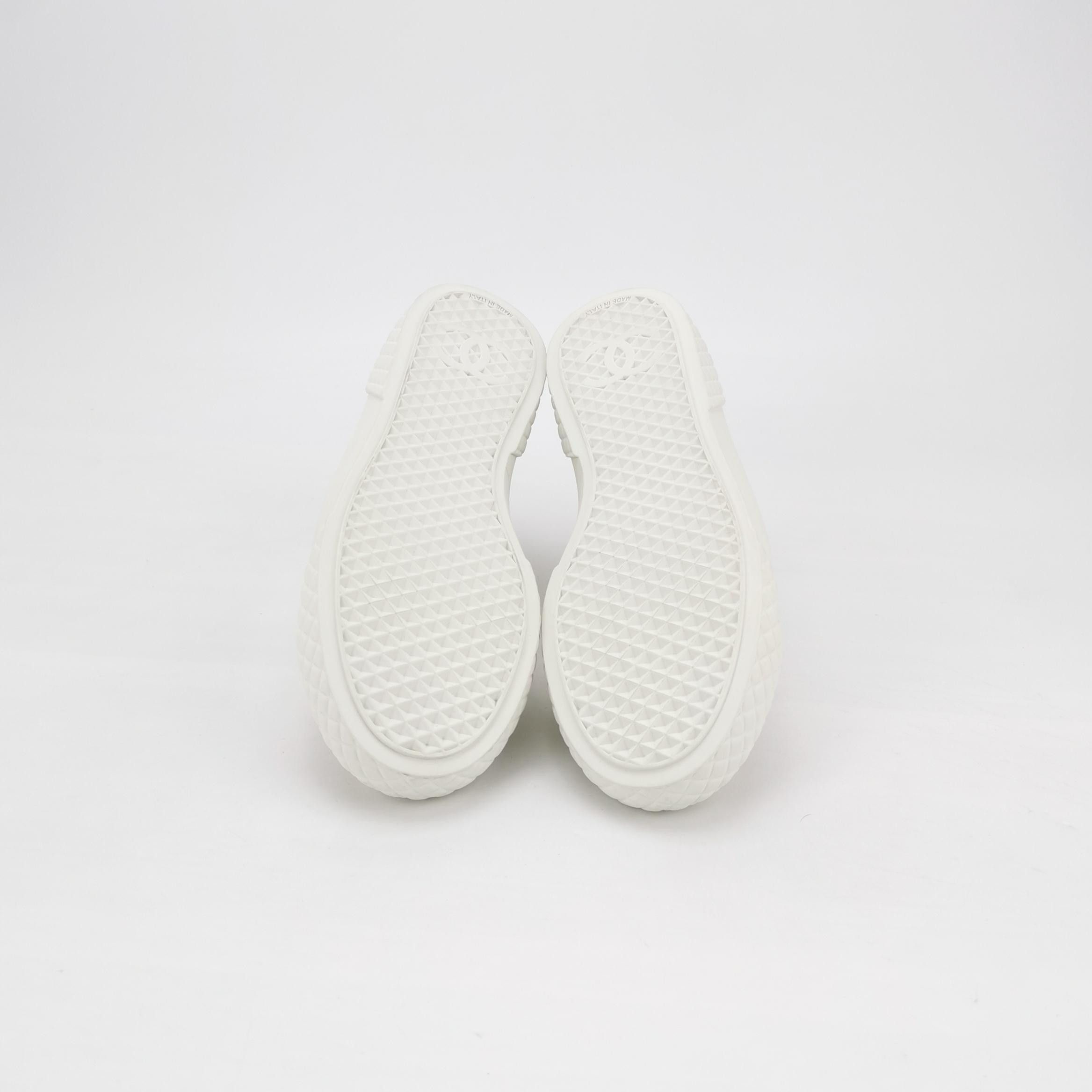 Chanel Chanel Women 6 Lowtop Sneakers Size US 6 / IT 36 - 5 Thumbnail