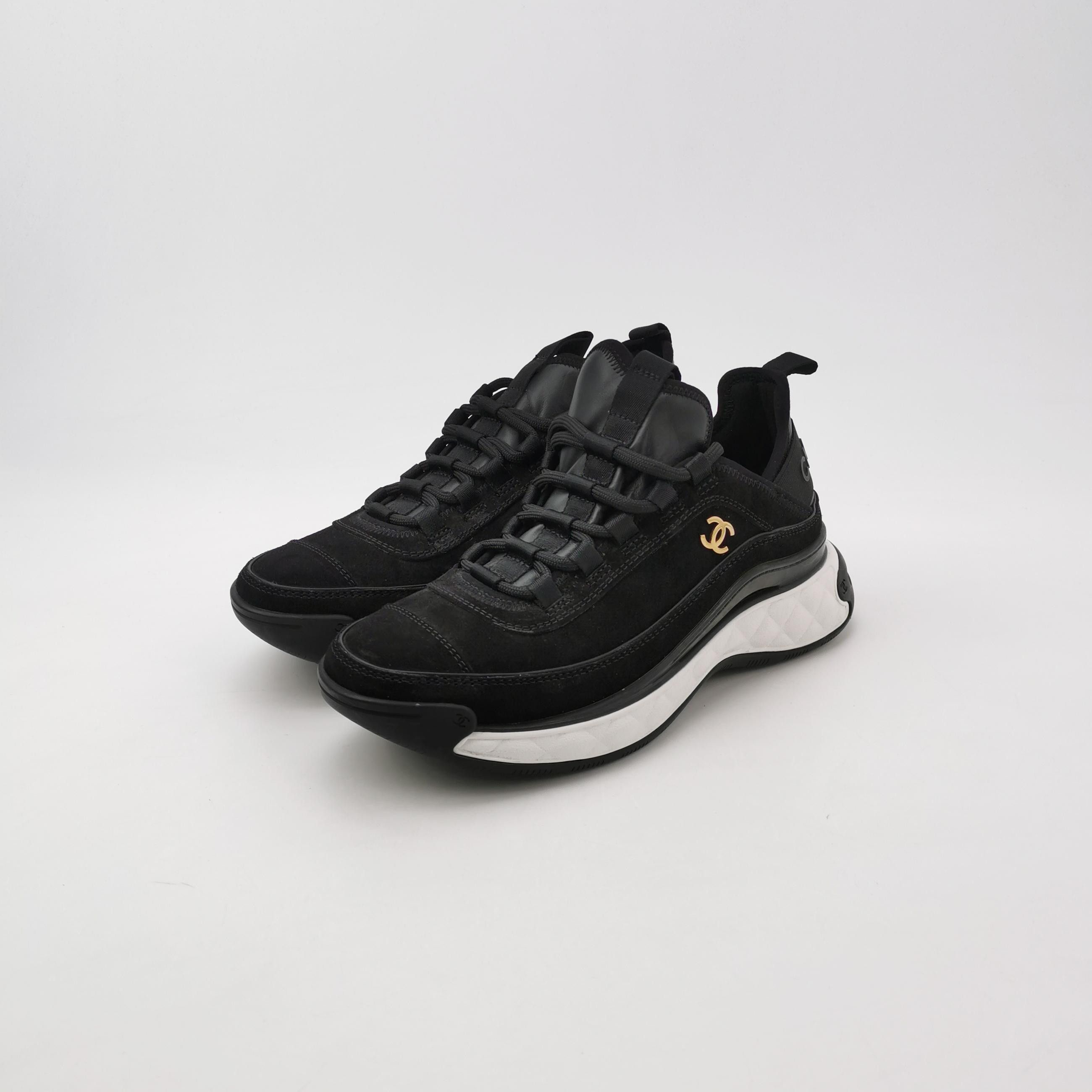 Chanel Chanel Women 7 Lowtop Sneakers Size US 7 / IT 37 - 2 Thumbnail