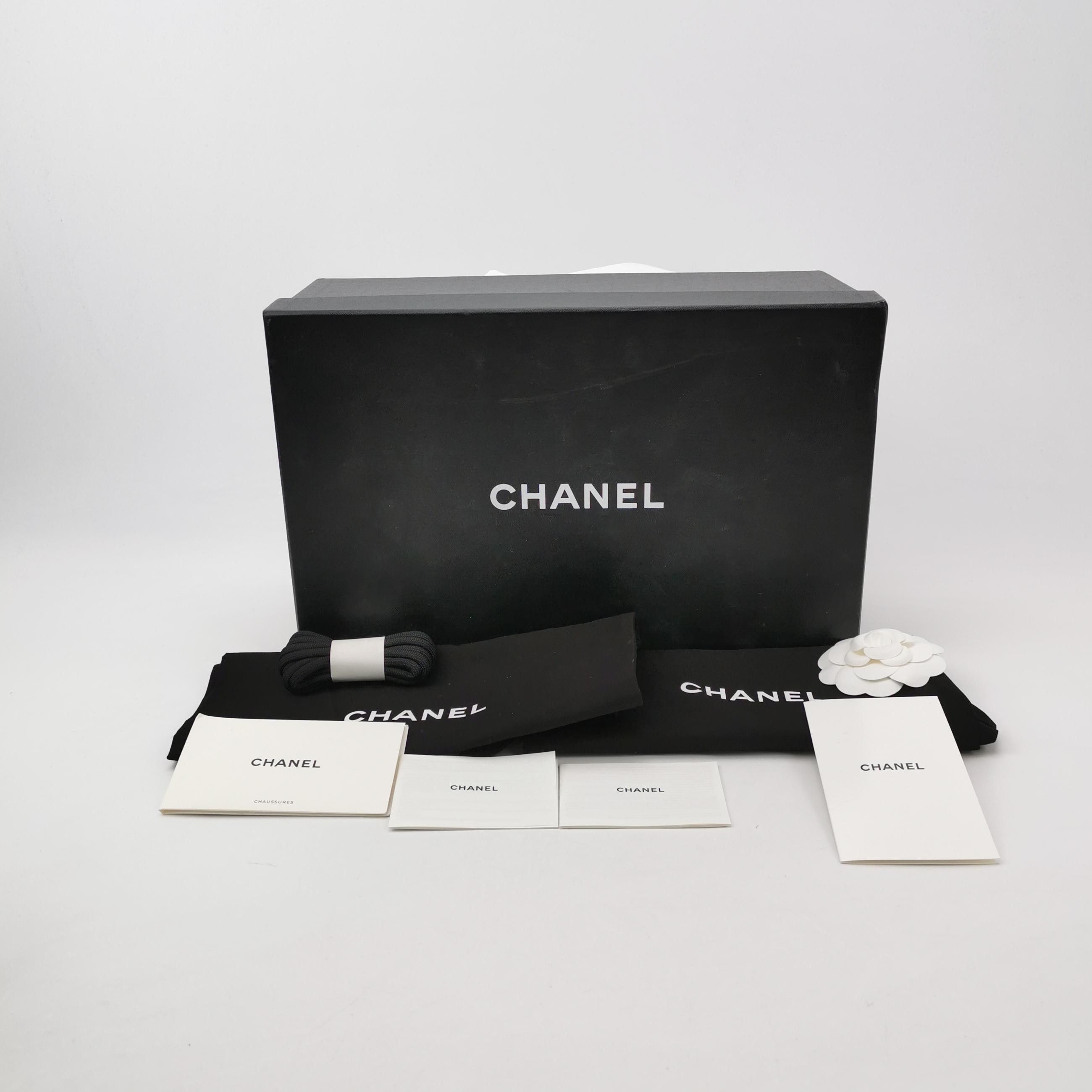 Chanel Chanel Women 7 Lowtop Sneakers Size US 7 / IT 37 - 6 Thumbnail
