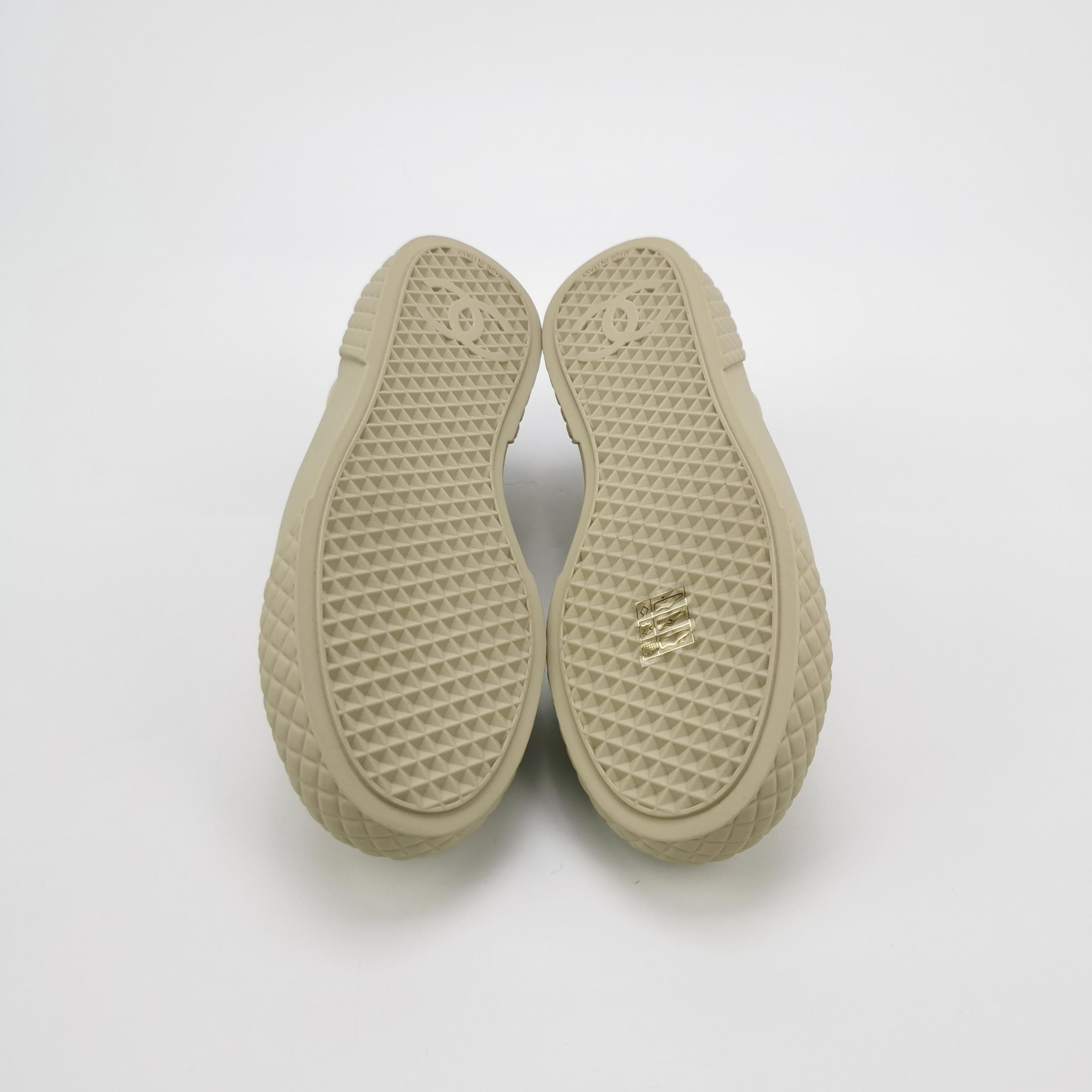 Chanel Chanel Women 7-5 Lowtop Sneakers Size US 7.5 / IT 37.5 - 5 Thumbnail