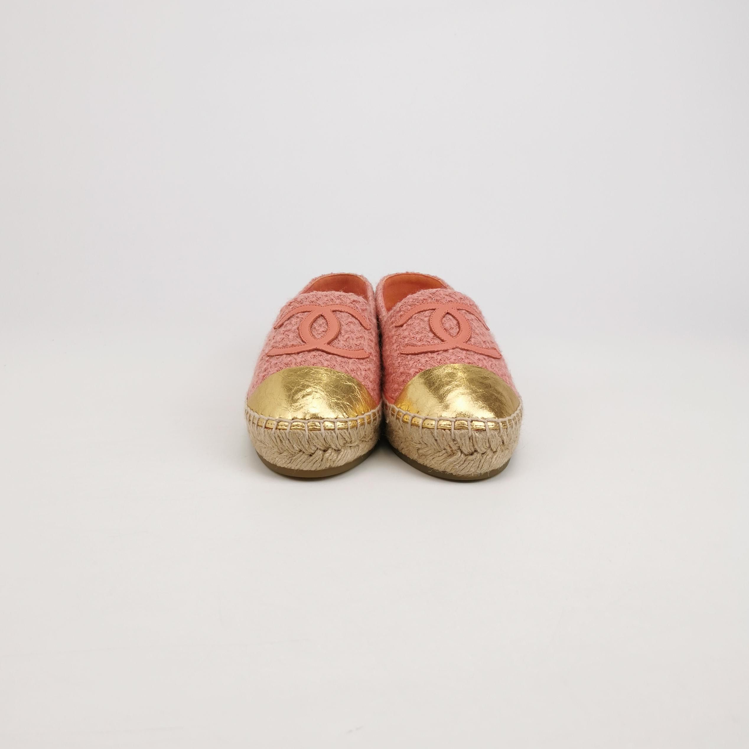 Chanel Chanel Women 8 Flats Size US 8 / IT 38 - 3 Thumbnail