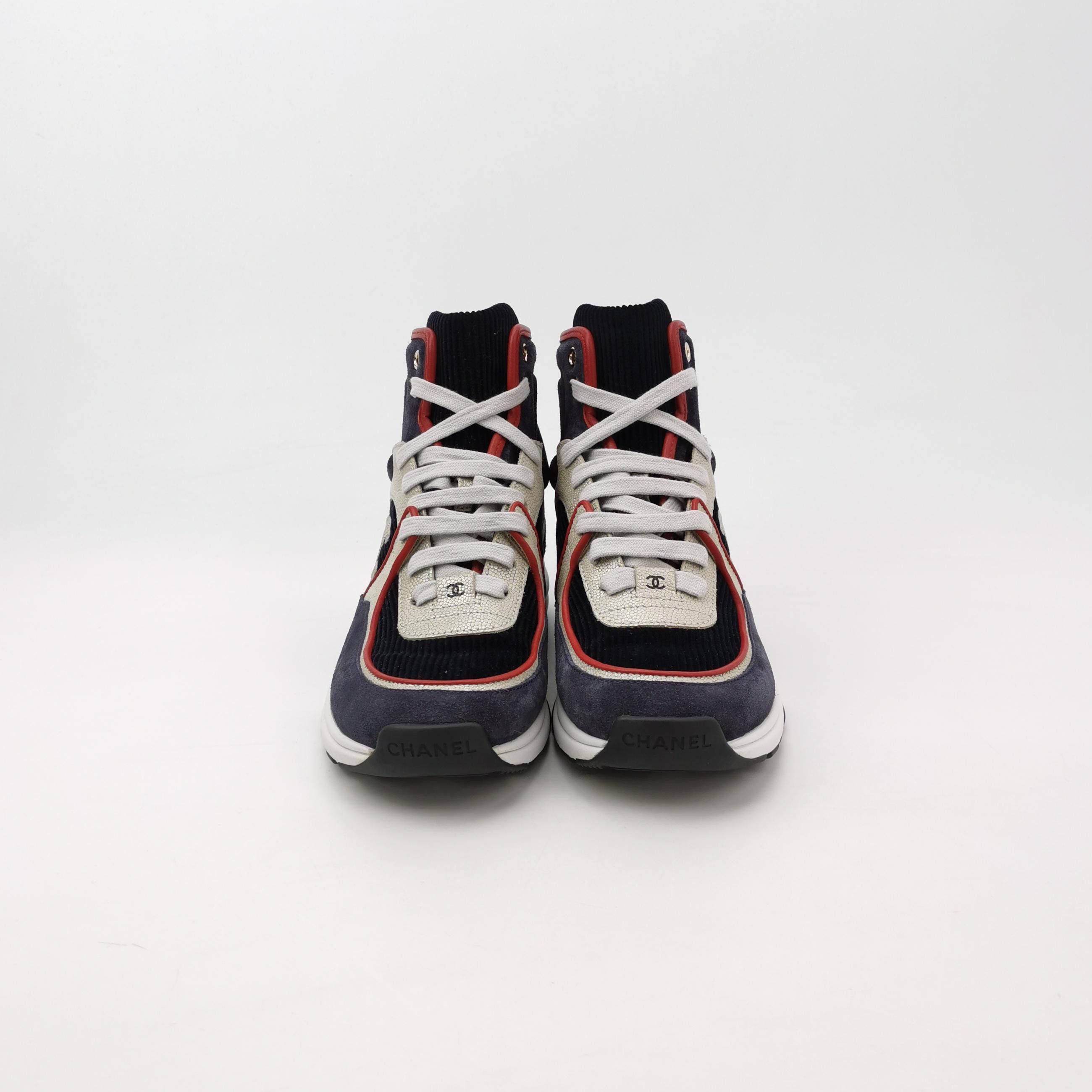 Chanel Chanel Women 6 Lowtop Sneakers Size US 6 / IT 36 - 3 Thumbnail