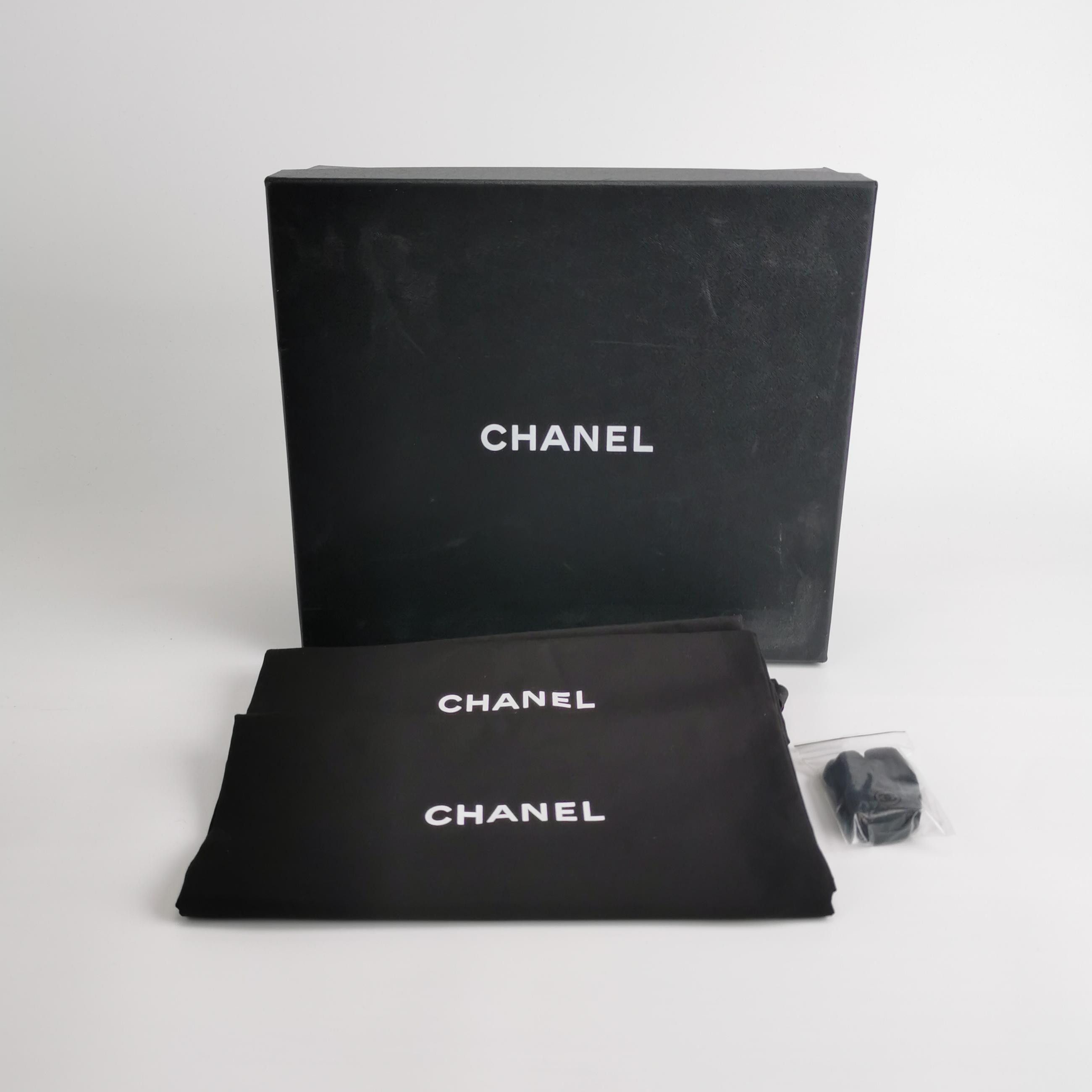 Chanel Chanel Women 6 Boots Size US 6 / IT 36 - 6 Thumbnail