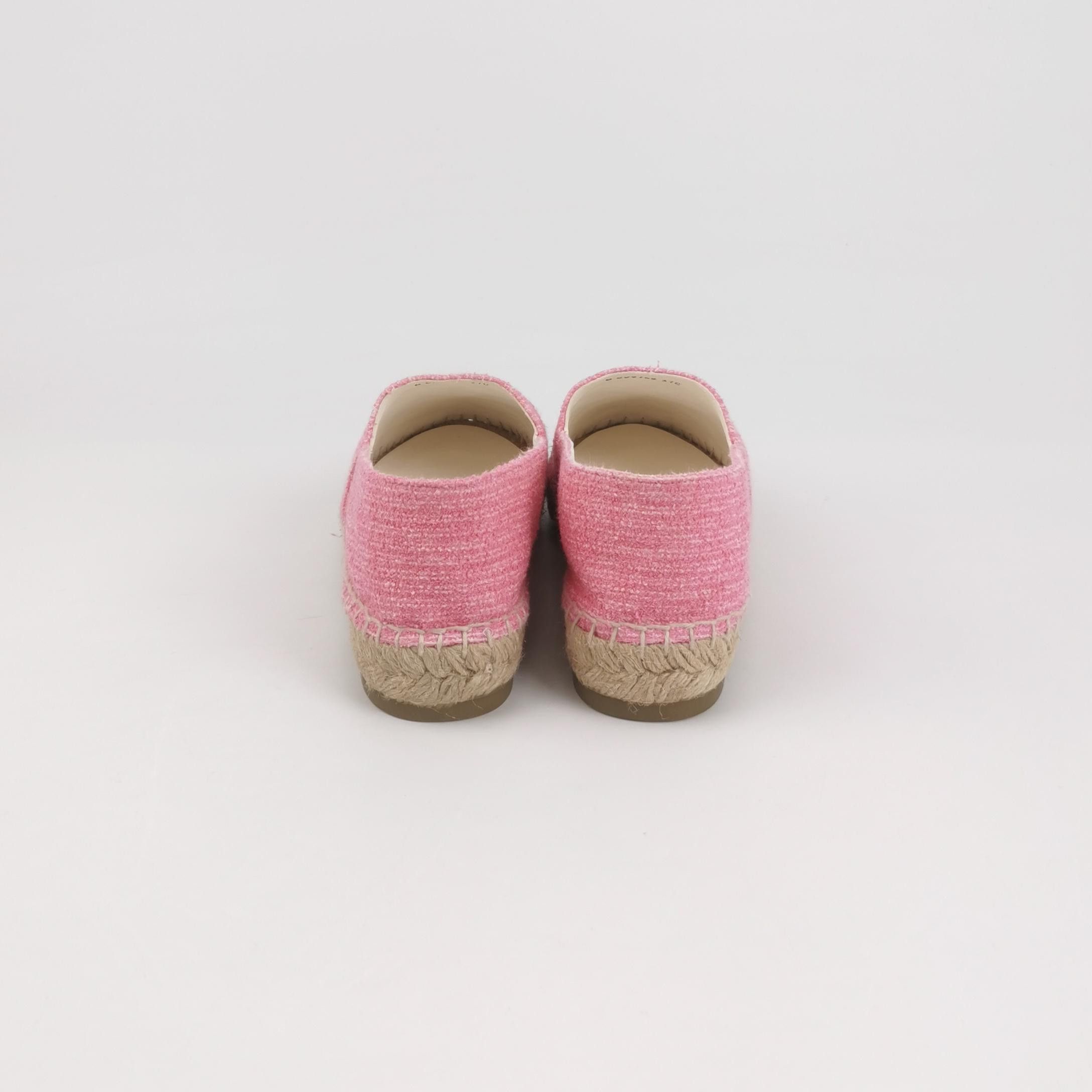 Chanel Chanel Women 7 Flats Size US 7 / IT 37 - 4 Thumbnail