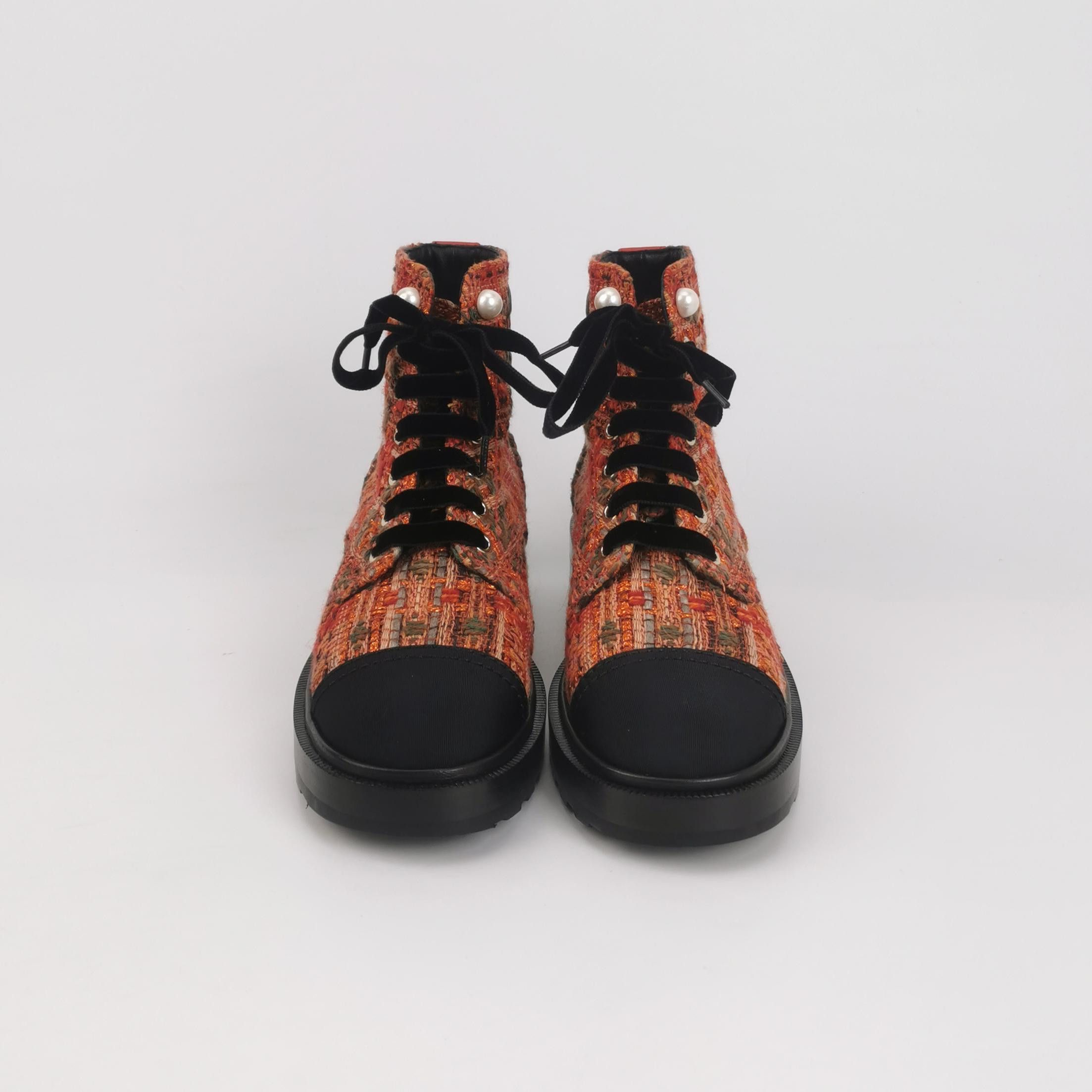 Chanel Chanel Women 6-5 Boots Size US 6.5 / IT 36.5 - 3 Thumbnail