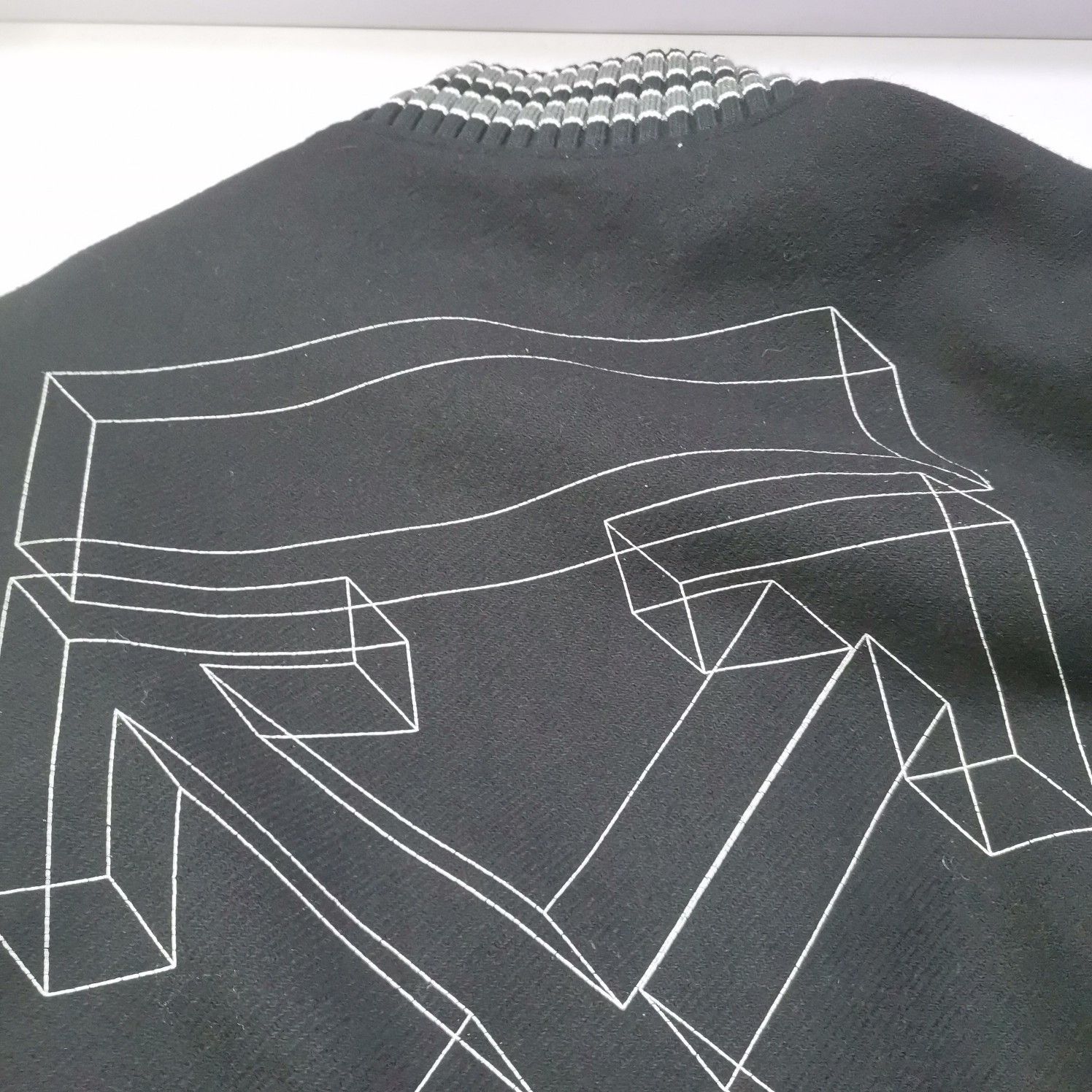 Off-White Off-White 3D Arrow Varsity Bomber Size L Size US L / EU 52-54 / 3 - 6 Thumbnail