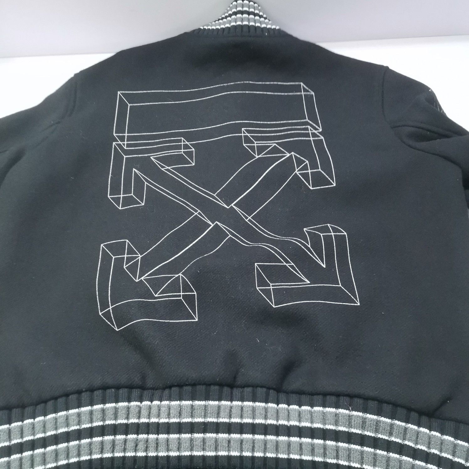 Off-White Off-White 3D Arrow Varsity Bomber Size L Size US L / EU 52-54 / 3 - 8 Thumbnail