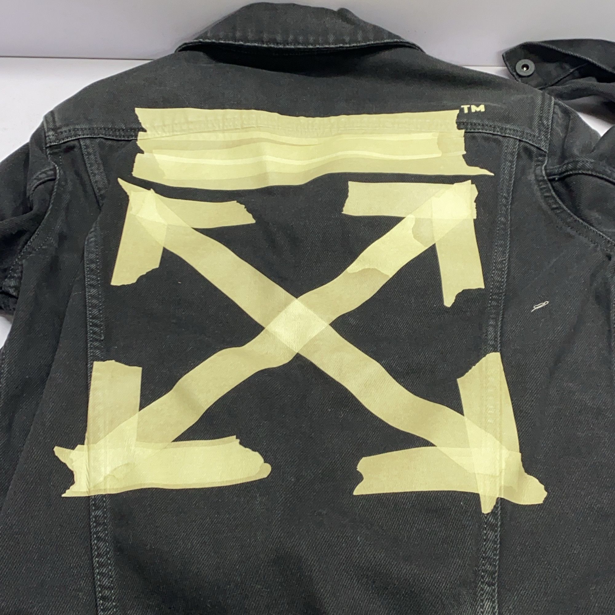 Off-White Off-White Tape Arrow Denim Jacket Size S Size US S / EU 44-46 / 1 - 6 Thumbnail
