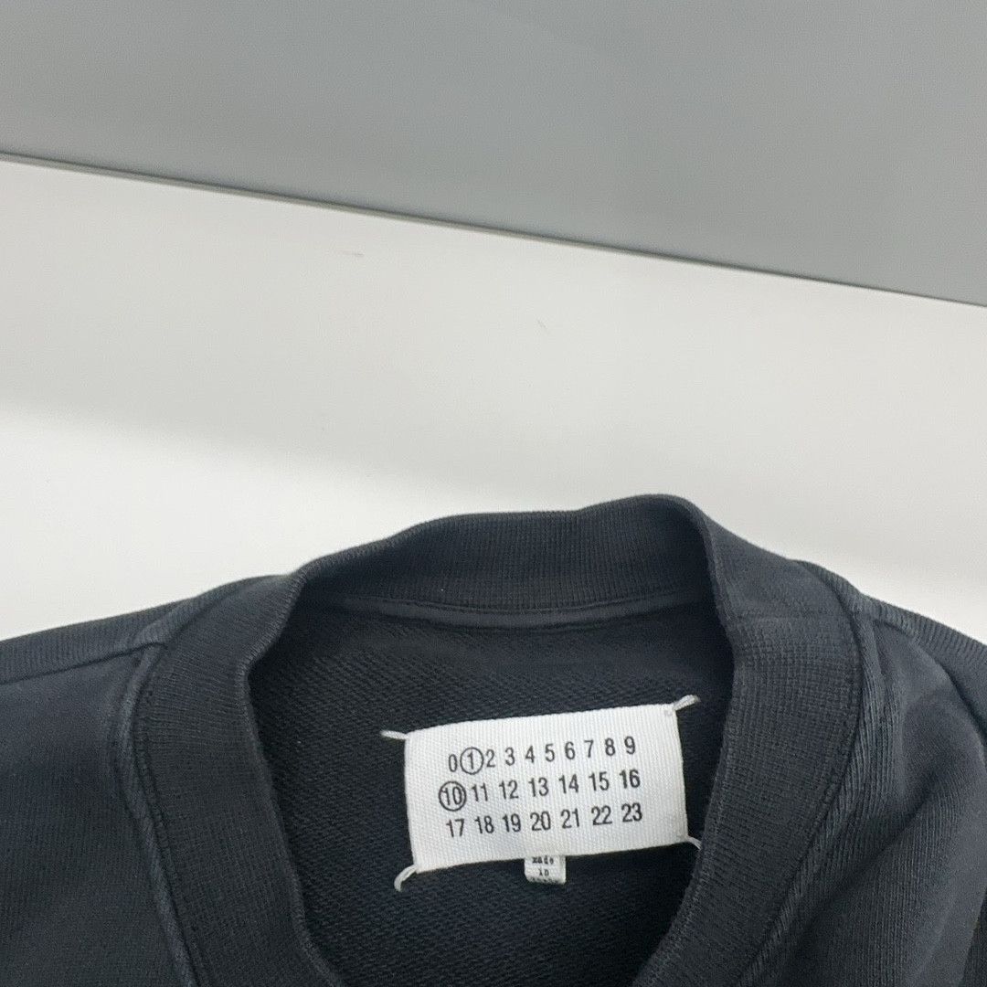 Maison Margiela Maison Margiela Number Logo Sweatshirt Size S Size S / US 4 / IT 40 - 4 Thumbnail