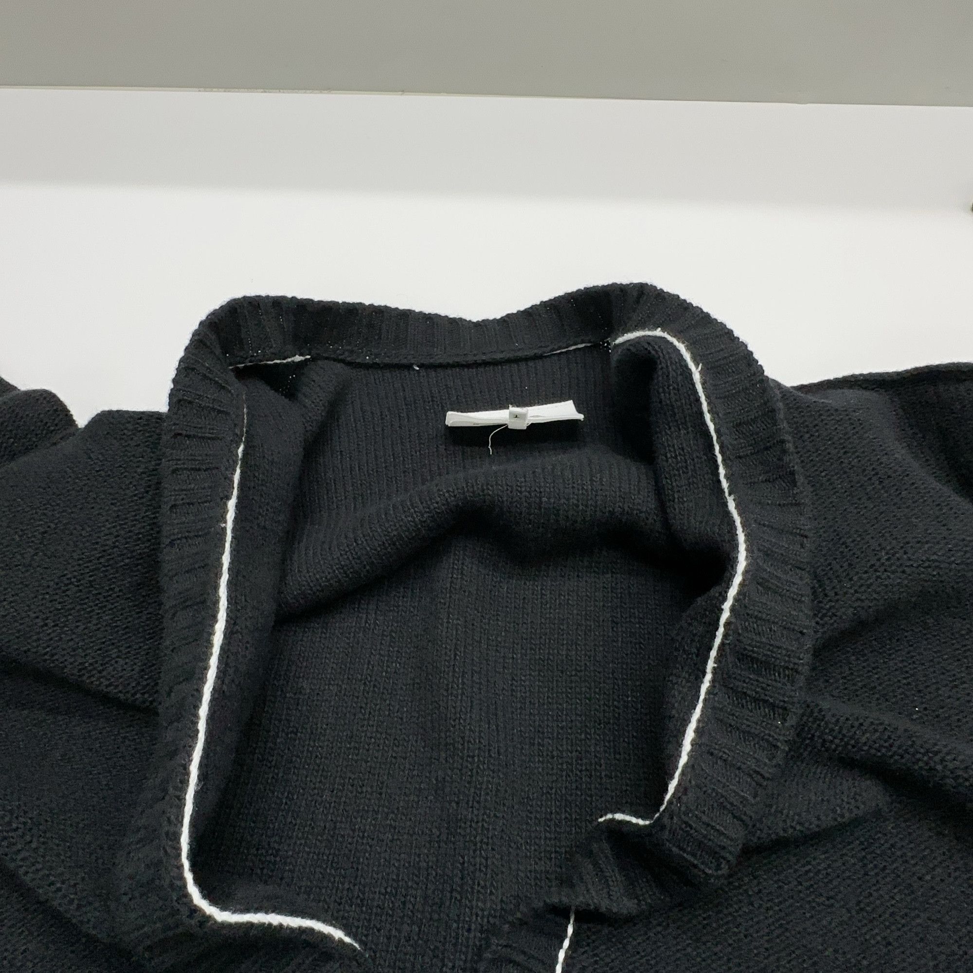 MM6 MM6 Maison Margiela Number Patch Cardigan Size L Size L / US 10 / IT 46 - 6 Thumbnail