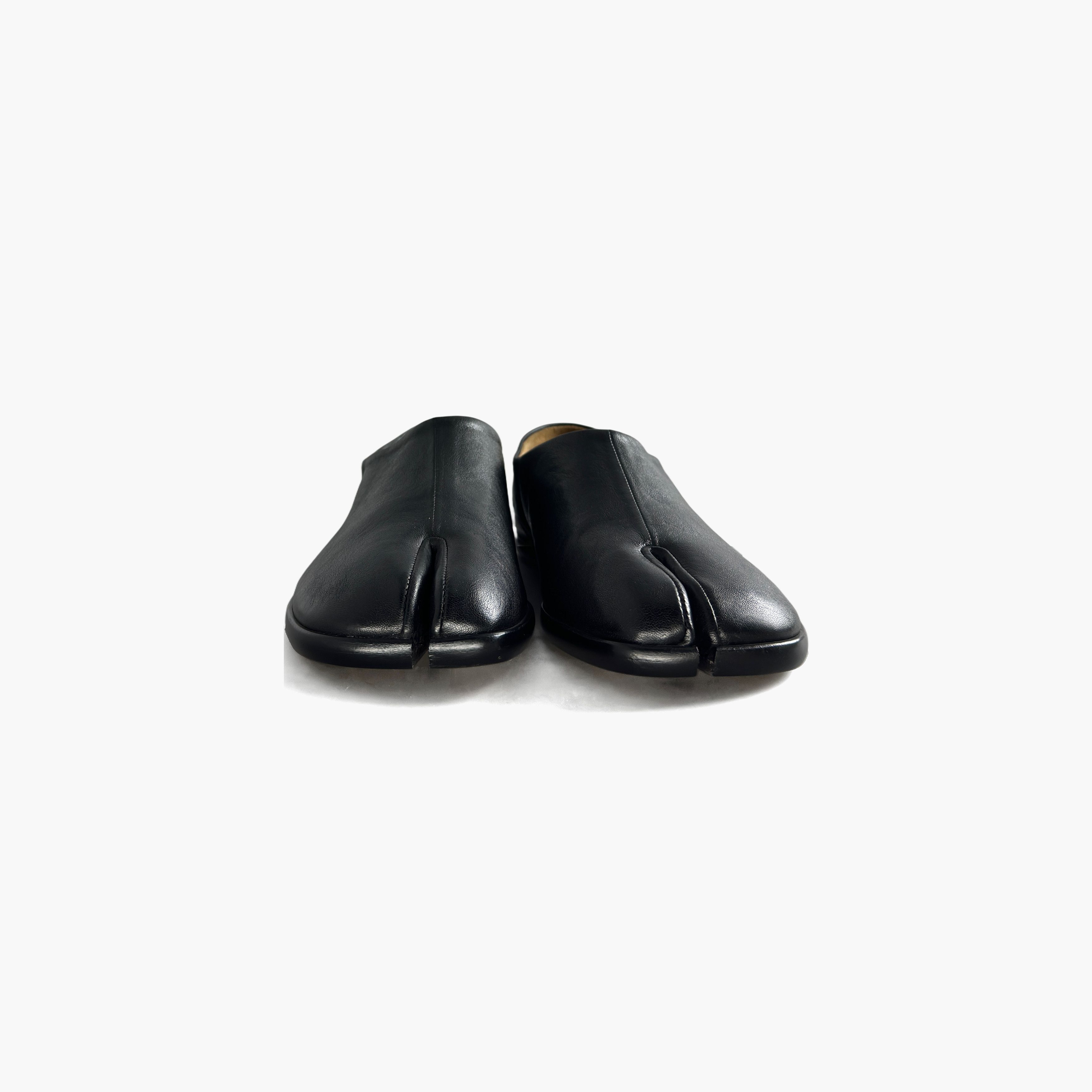 Maison Margiela Maison Margiela Black Leather Tabi Flats 37 Size US 7 / IT 37 - 5 Thumbnail