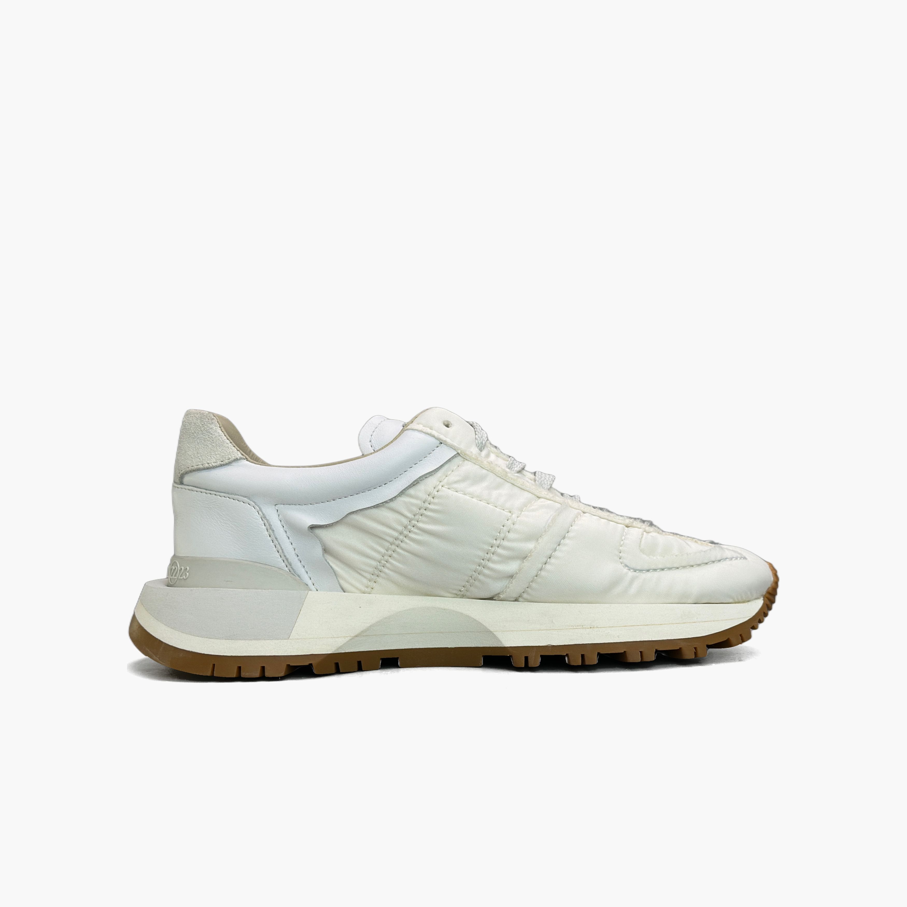 Maison Margiela Maison Margiela Low-Top Sneakers Size 36 Size US 6 / IT 36 - 2 Thumbnail
