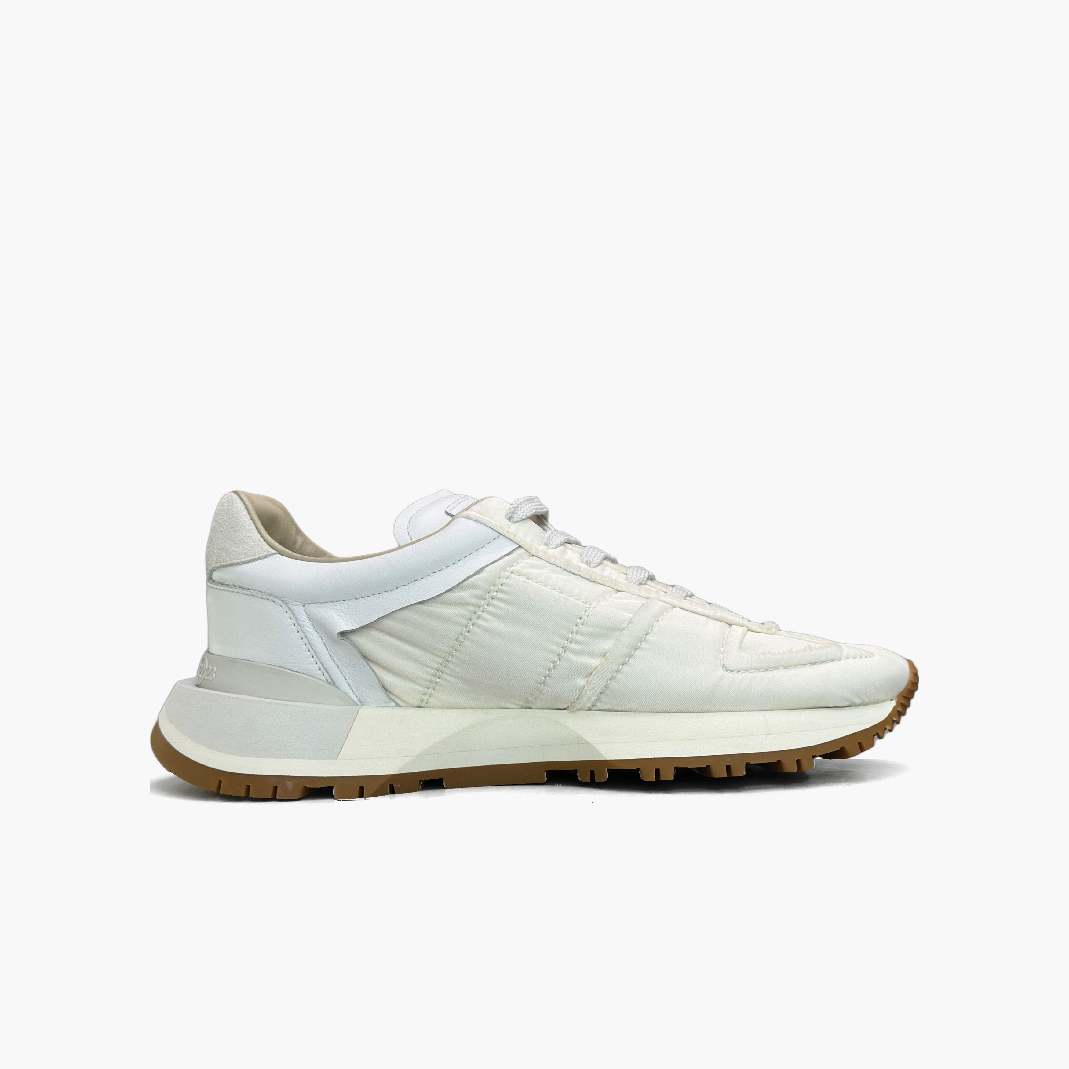 Maison Margiela Maison Margiela Low Top Sneakers Size 39 Size US 9 / IT 39 - 2 Thumbnail