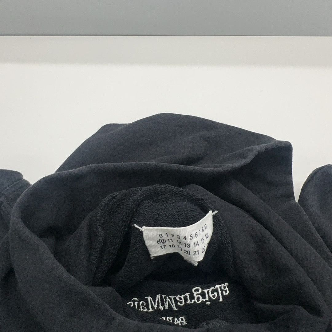 Maison Margiela Maison Margiela Reverse Logo Hoodie Size 48 Size US M / EU 48-50 / 2 - 4 Thumbnail