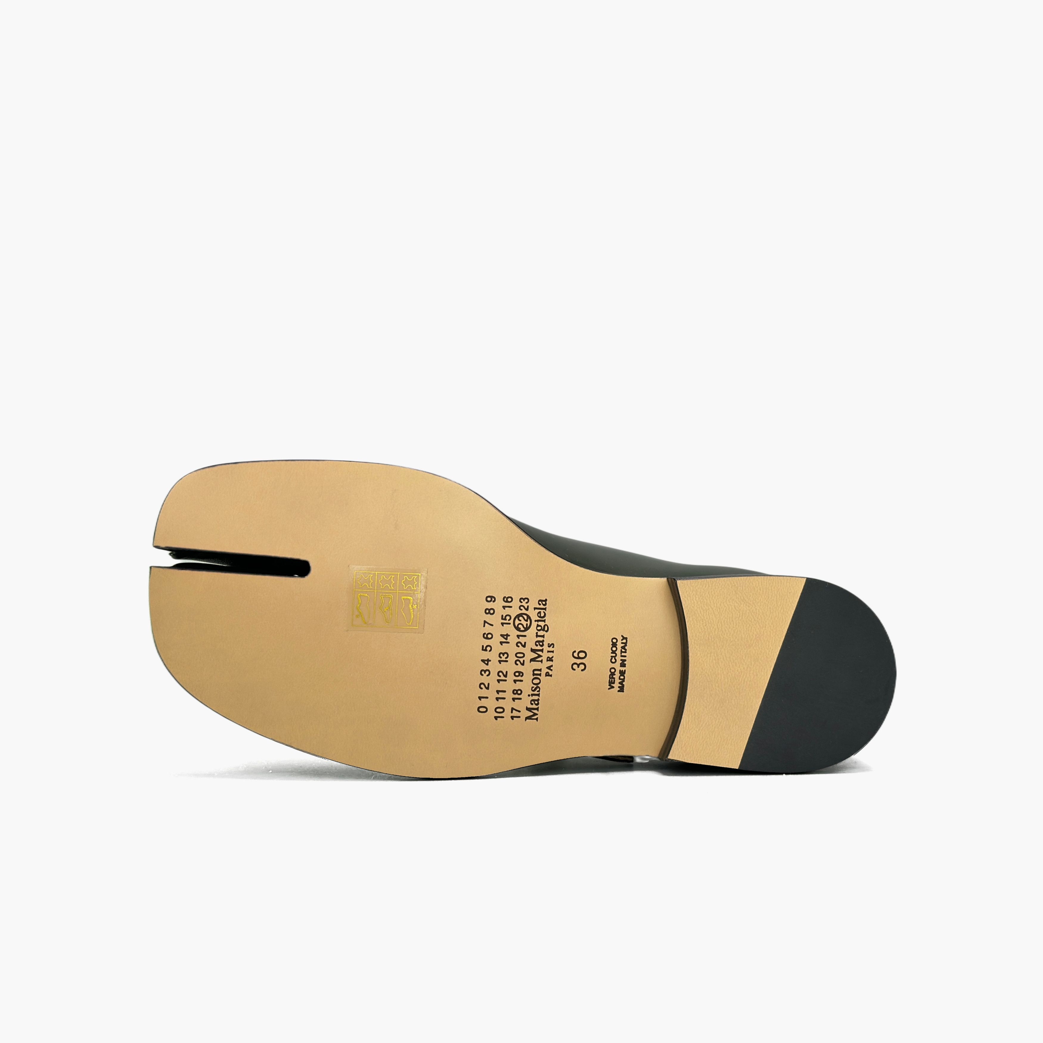 Maison Margiela Maison Margiela Green Tabi Mary Jane Flats Size 36 Size US 6 / IT 36 - 8 Thumbnail