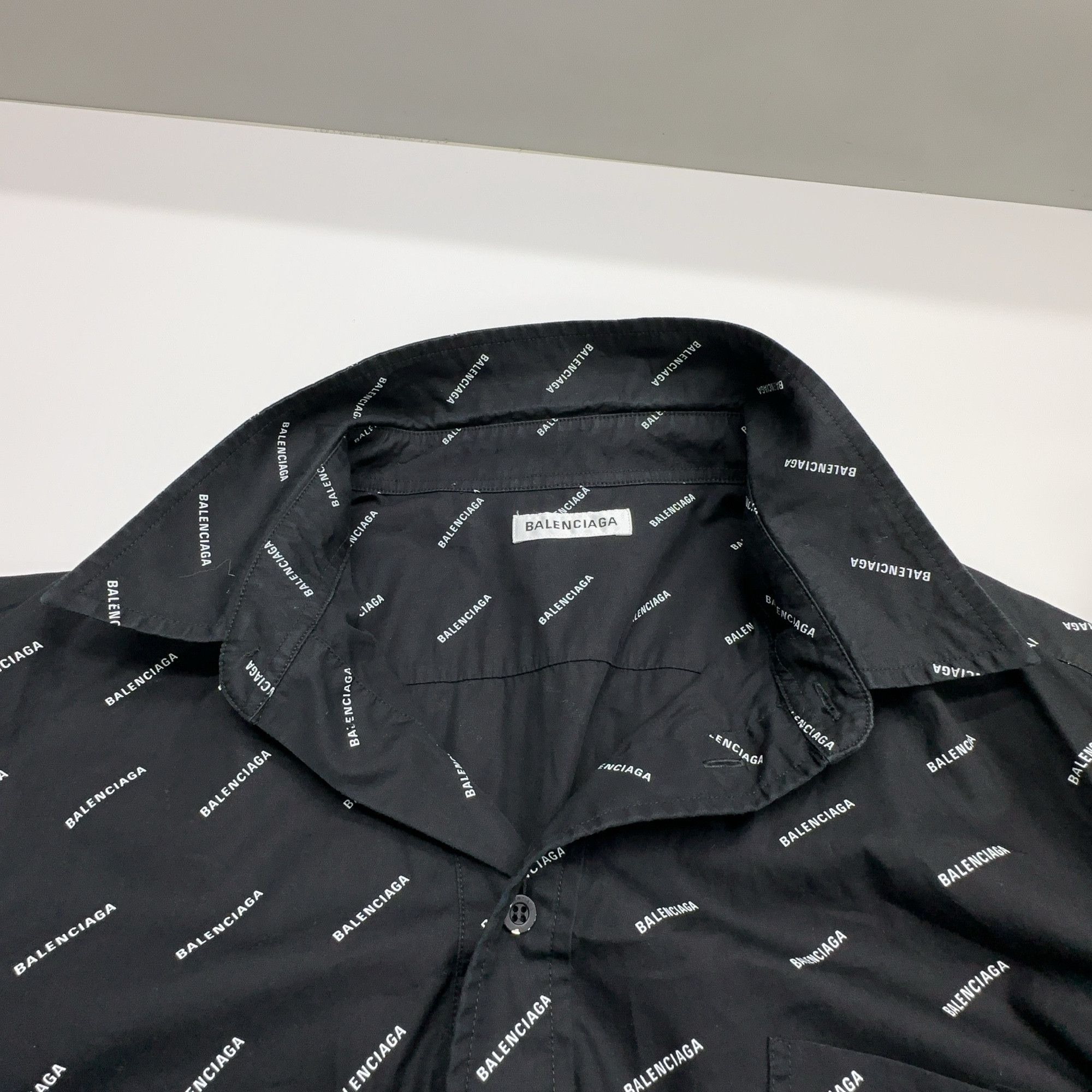 Balenciaga Balenciaga All Over Logo Button Up Shirt Size M Size US XXS / EU 40 - 12 Thumbnail