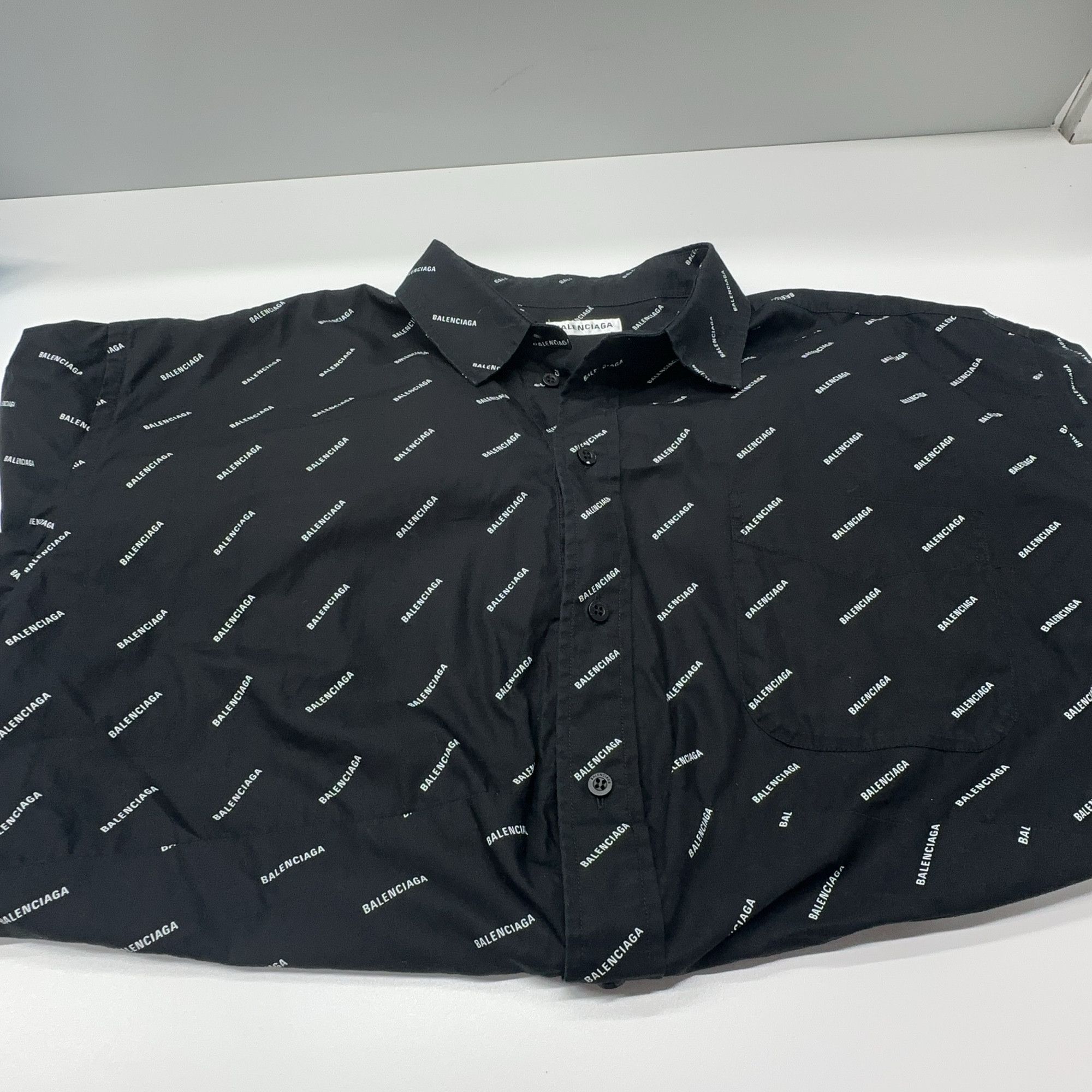 Balenciaga Balenciaga All Over Logo Button Up Shirt Size M Size US XXS / EU 40 - 7 Thumbnail