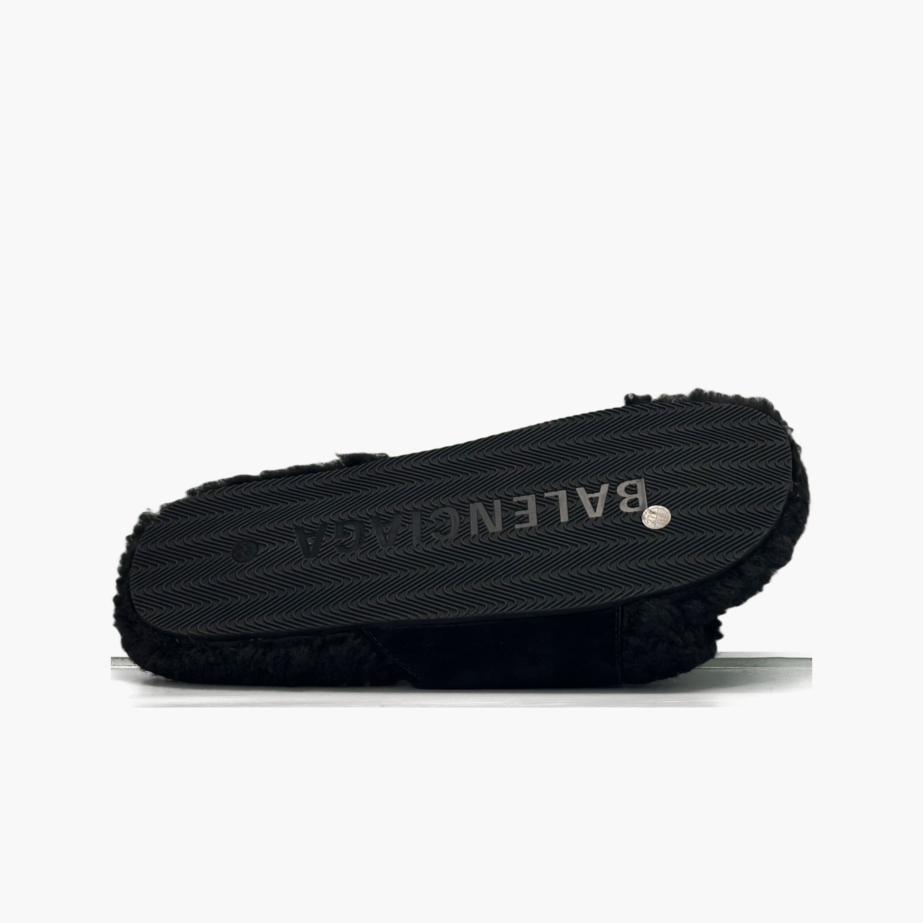 Balenciaga Balenciaga Furry Buckle Slides Size US 9 Size US 9 / EU 42 - 7 Thumbnail