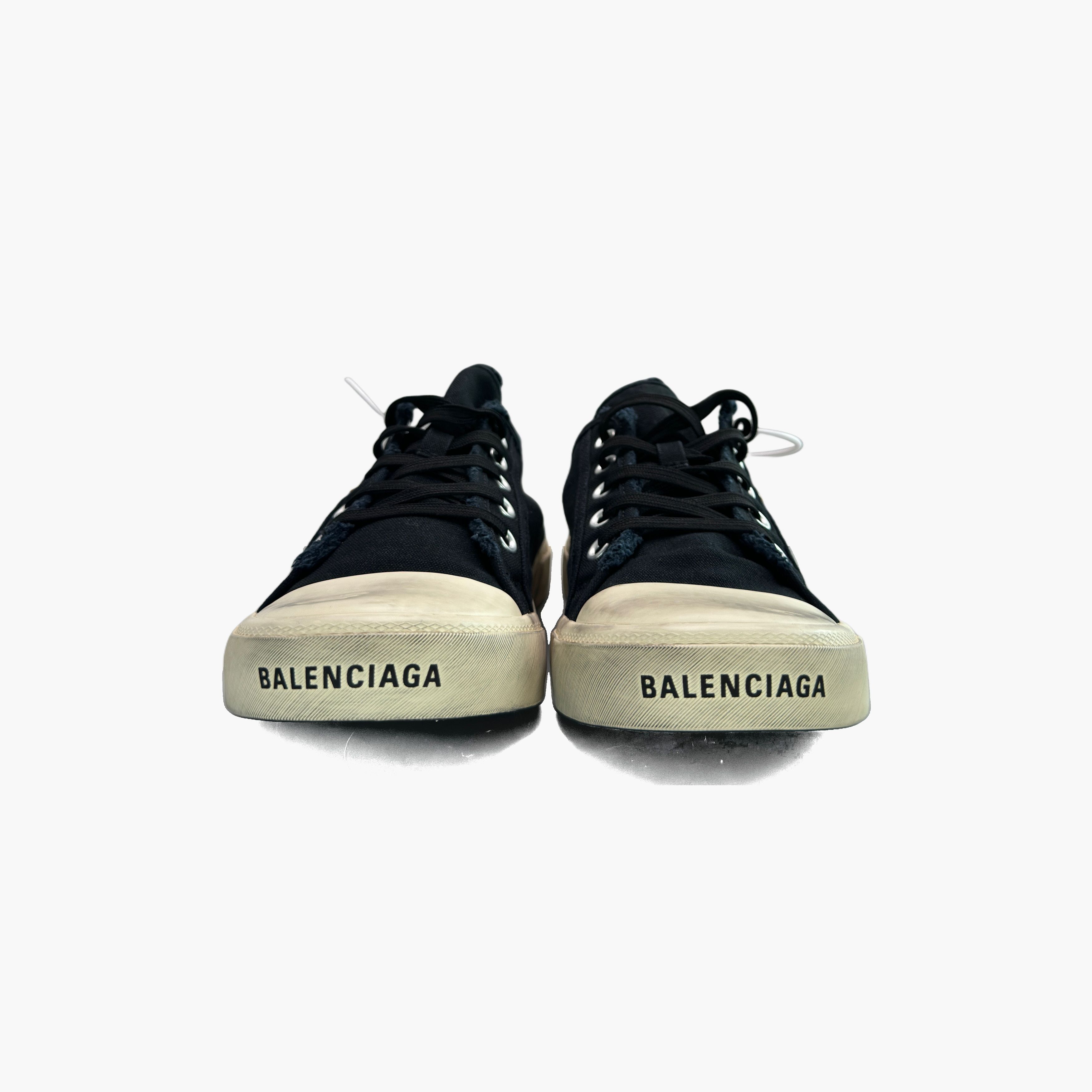 Balenciaga Balenciaga Paris Distressed Low-Top Sneakers Size 41 Size US 8 / EU 41 - 5 Thumbnail