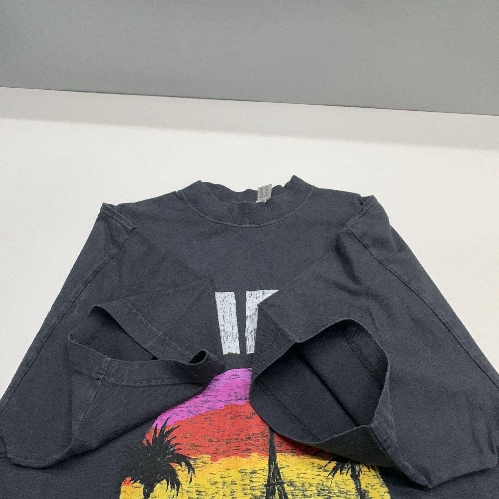 Balenciaga Balenciaga Paris Graphic T-Shirt Size S Size US S / EU 44-46 / 1 - 12 Thumbnail
