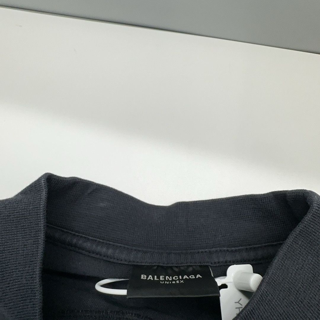 Balenciaga Balenciaga Paris Graphic T-Shirt Size S Size US S / EU 44-46 / 1 - 6 Thumbnail