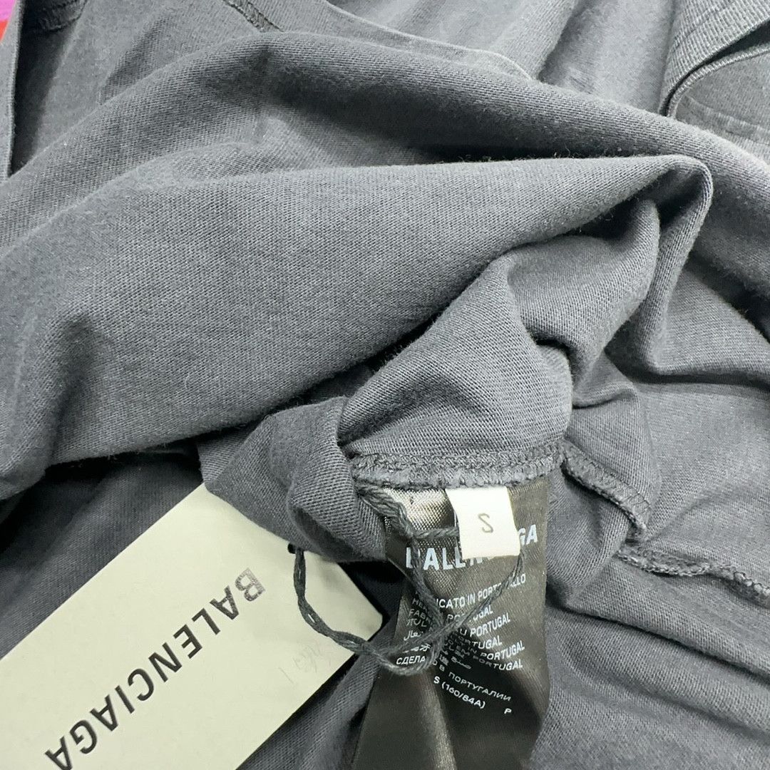 Balenciaga Balenciaga Paris Graphic T-Shirt Size S Size US S / EU 44-46 / 1 - 3 Thumbnail