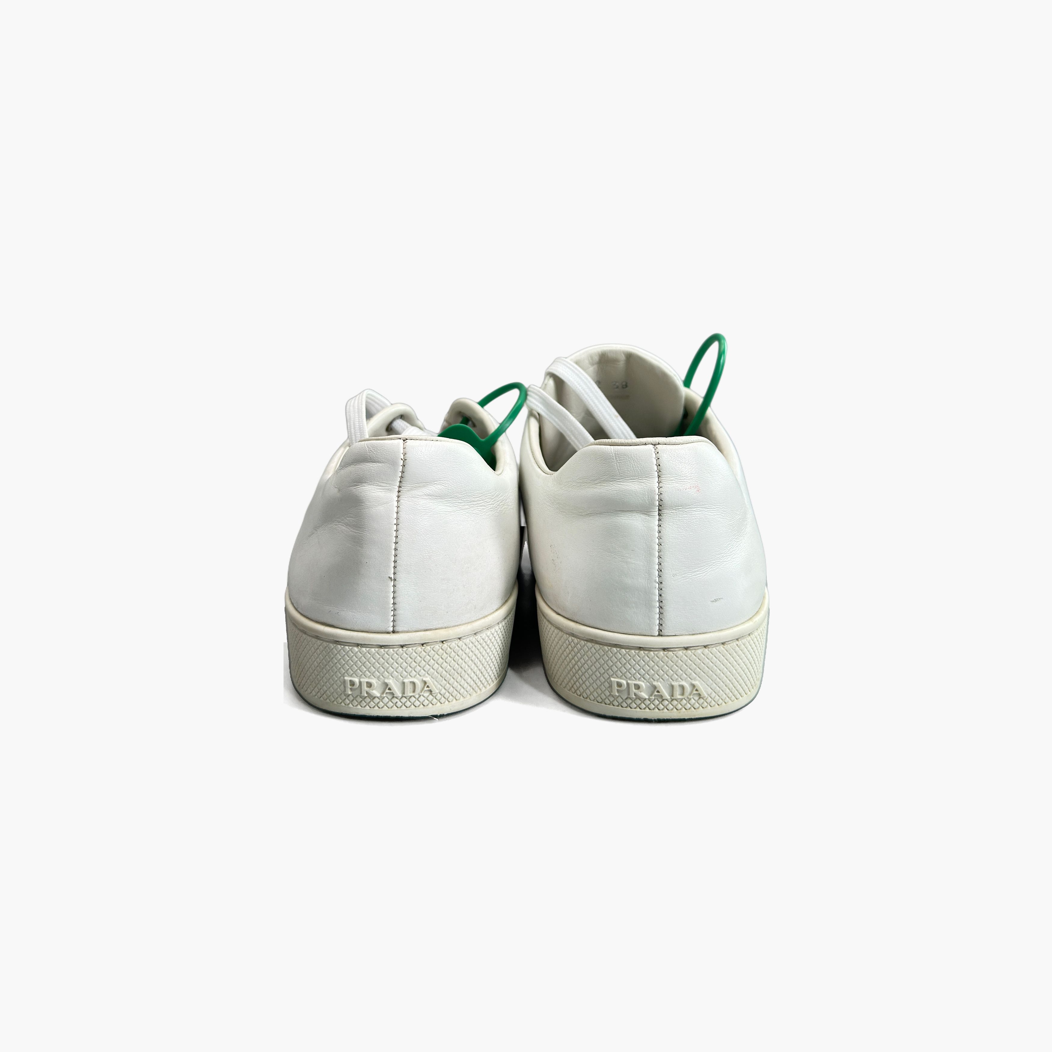 Prada Prada Comic Patch Low-Top Sneakers Size 38 Size US 8 / IT 38 - 6 Thumbnail