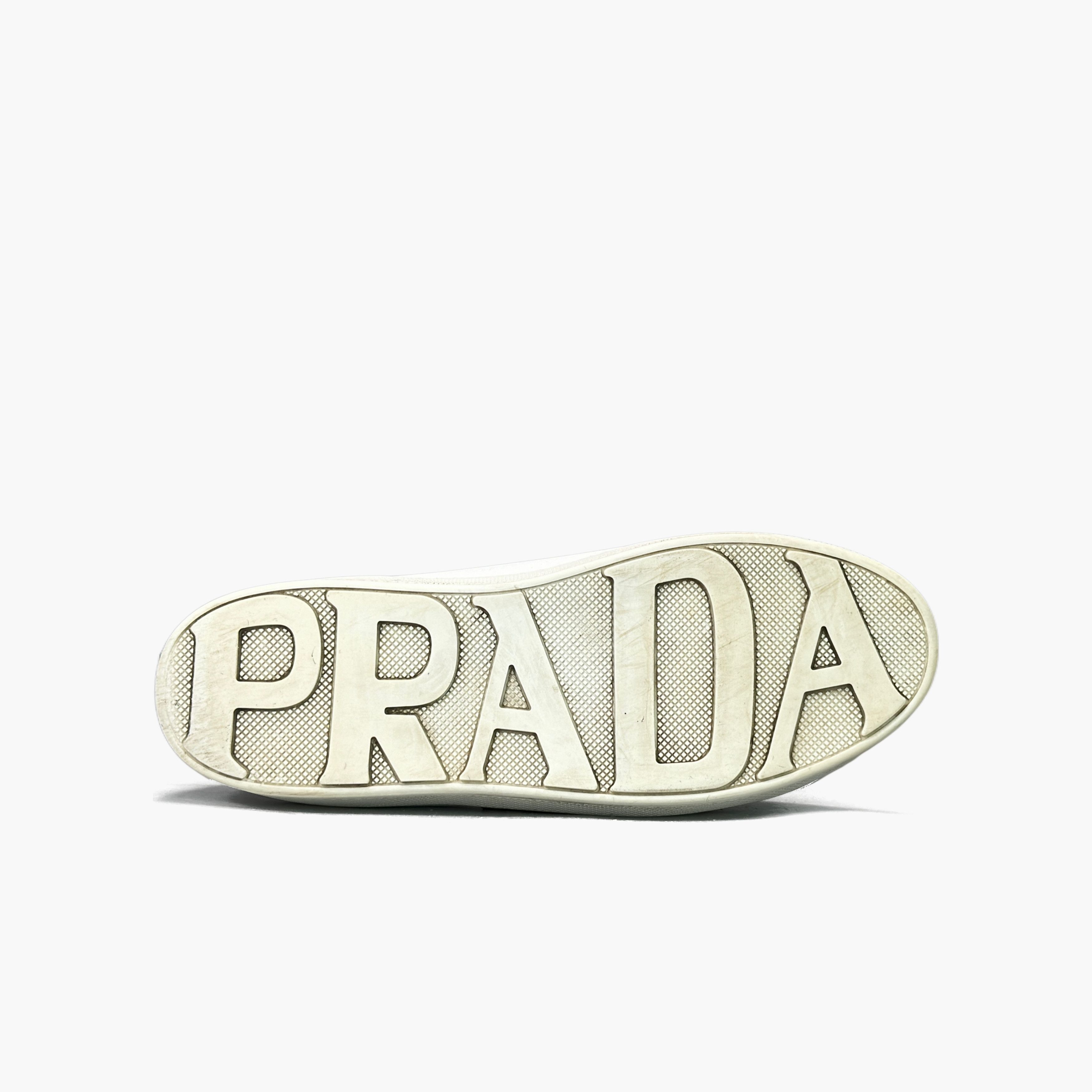 Prada Prada Comic Patch Low-Top Sneakers Size 38 Size US 8 / IT 38 - 7 Thumbnail