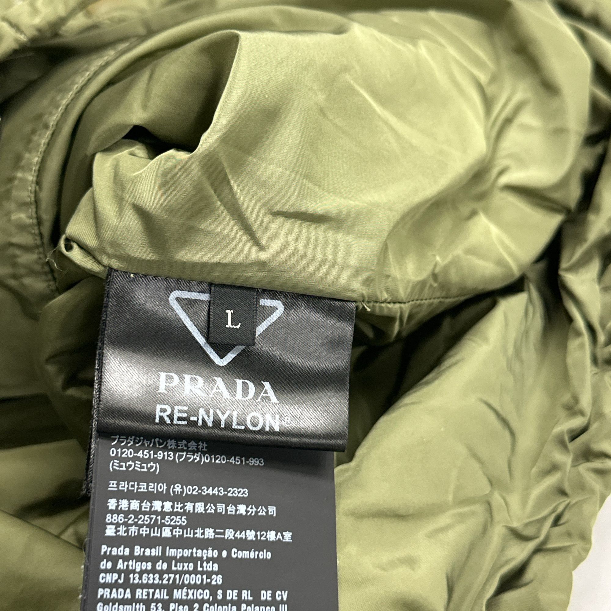 Prada Prada Re-Nylon Logo Jacket Size L Size US L / EU 52-54 / 3 - 3 Thumbnail