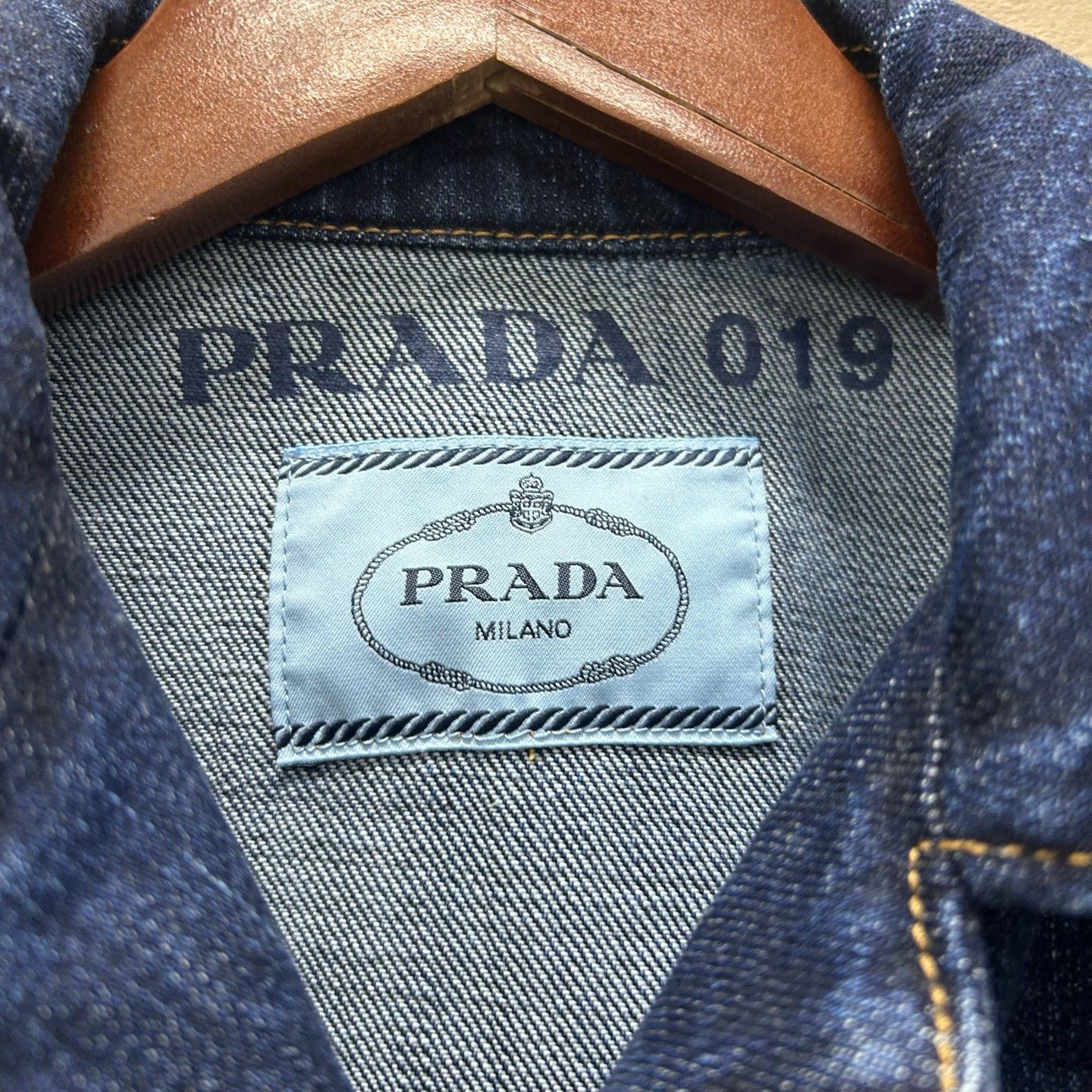 Prada Prada Logo Denim Short Sleeve Shirt Size S Size US S / EU 44-46 / 1 - 5 Thumbnail