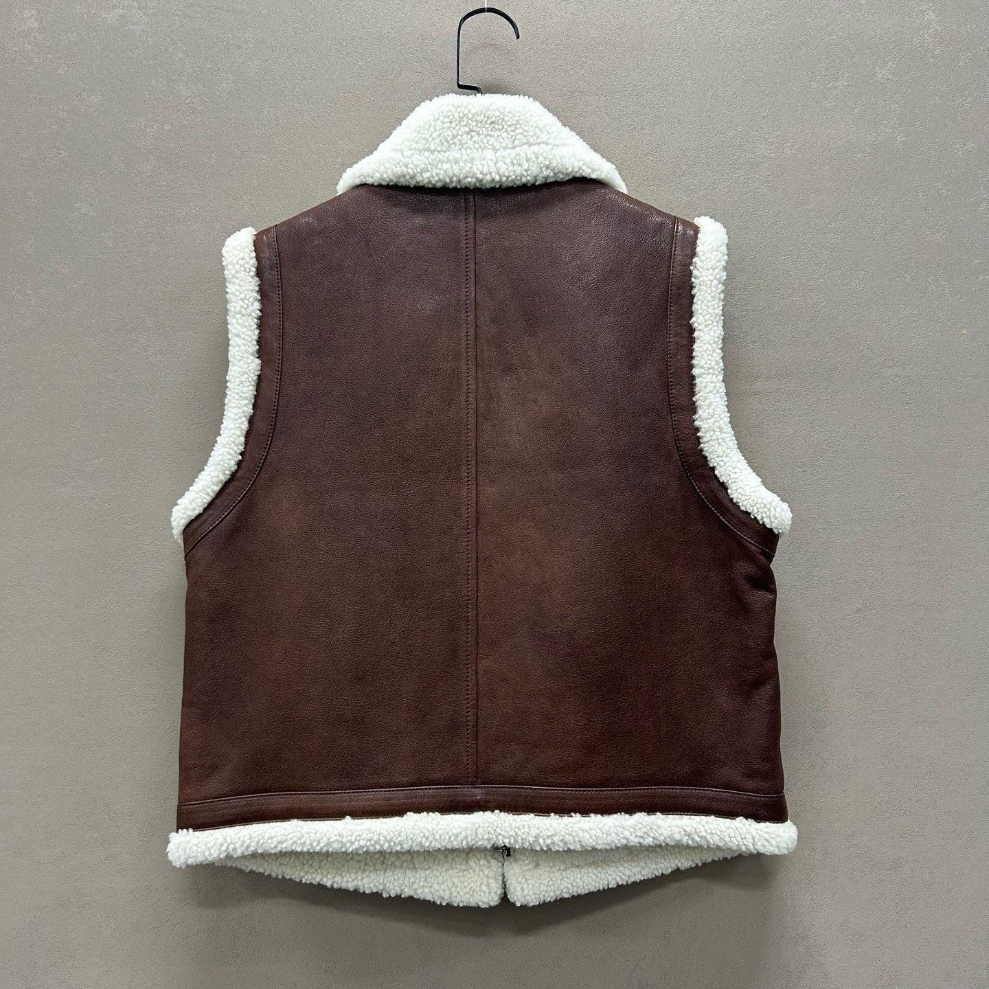 Dior Dior Bee Embroidered Shearling Vest Size 36 Size XS / US 0-2 / IT 36-38 - 3 Thumbnail