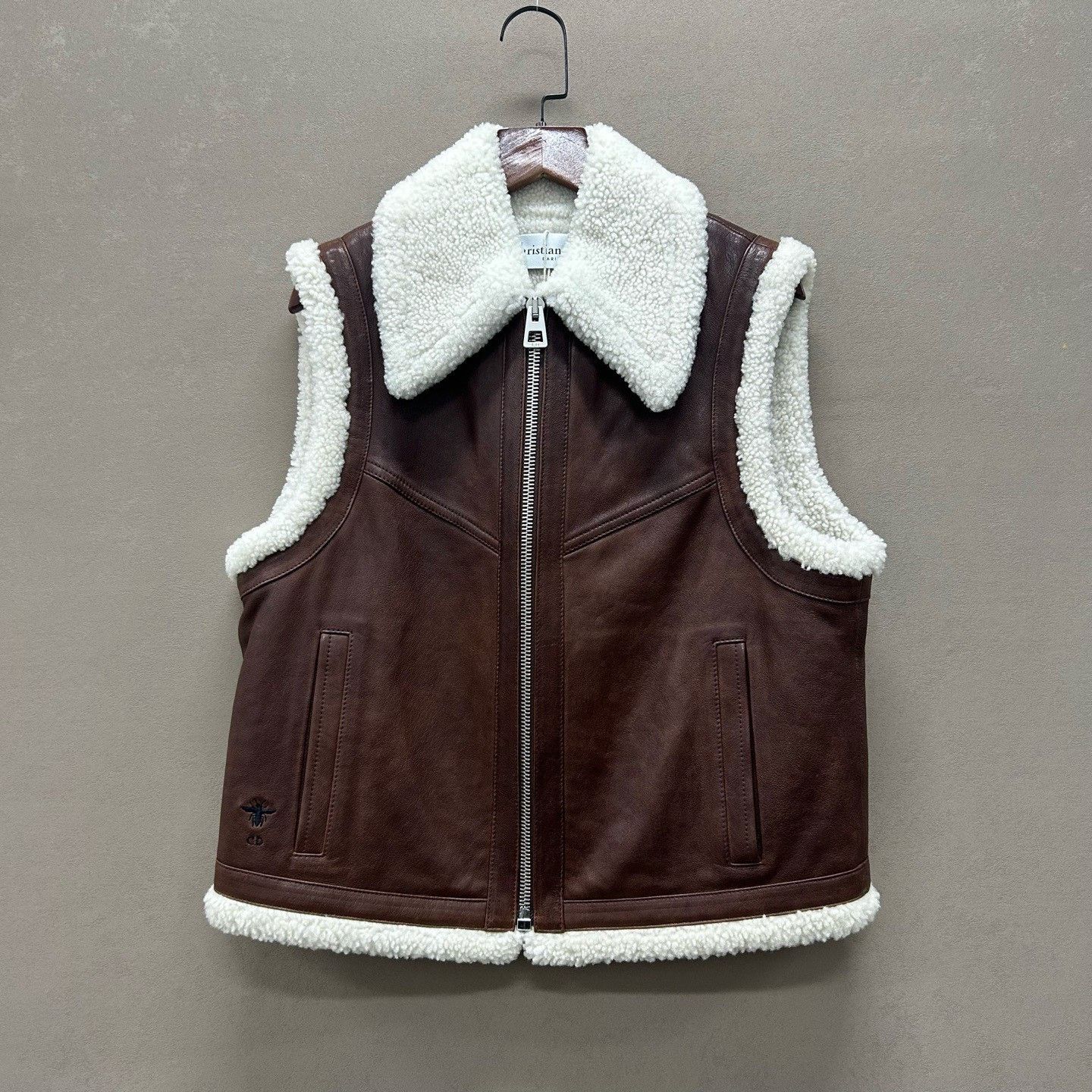 Dior Dior Bee Embroidered Shearling Vest Size 36 Size XS / US 0-2 / IT 36-38 - 2 Thumbnail