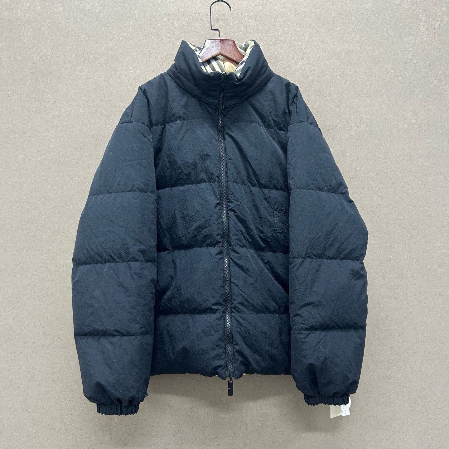 Burberry Burberry Reversible Plaid Down Jacket Size L Size US L / EU 52-54 / 3 - 4 Thumbnail