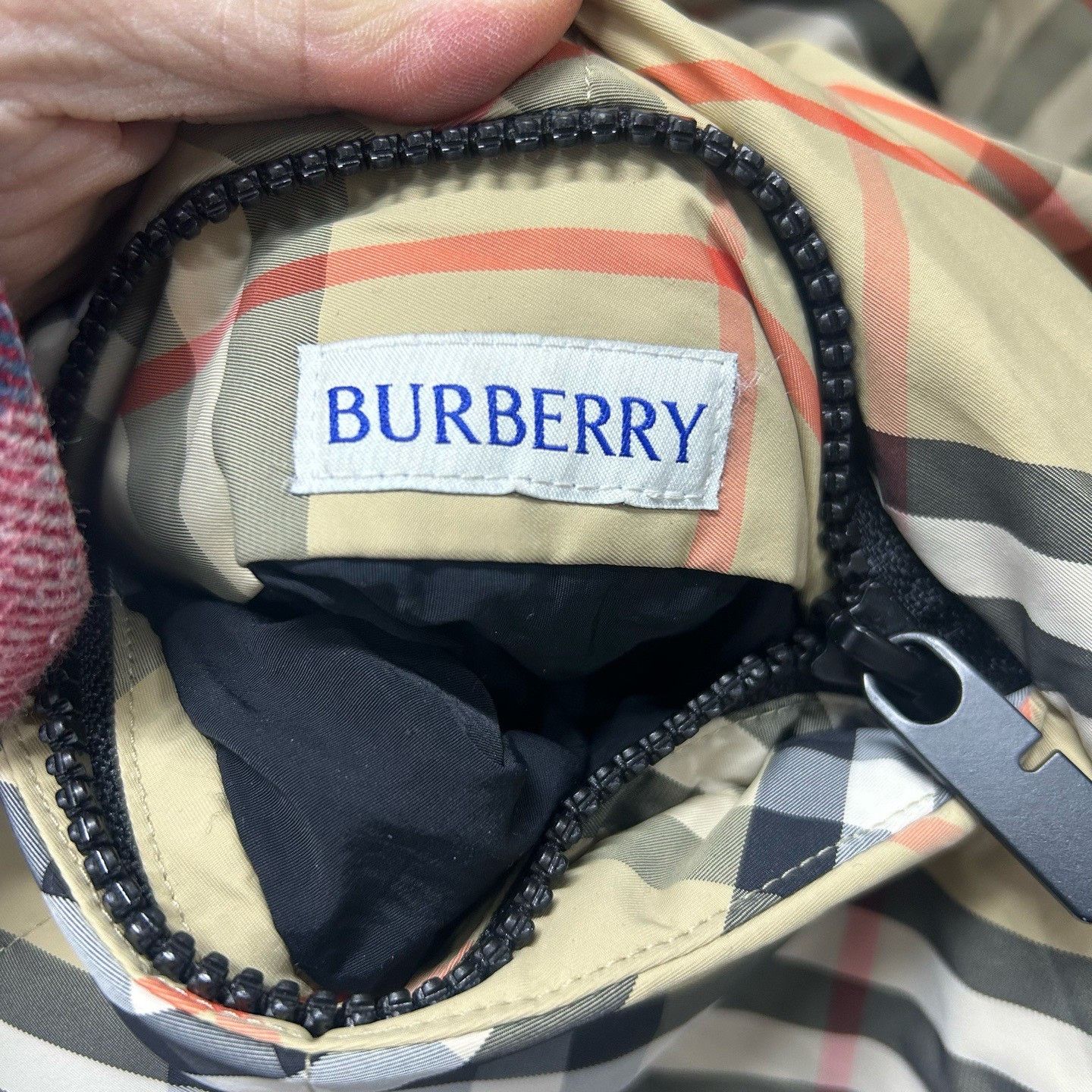 Burberry Burberry Reversible Plaid Down Jacket Size L Size US L / EU 52-54 / 3 - 6 Thumbnail