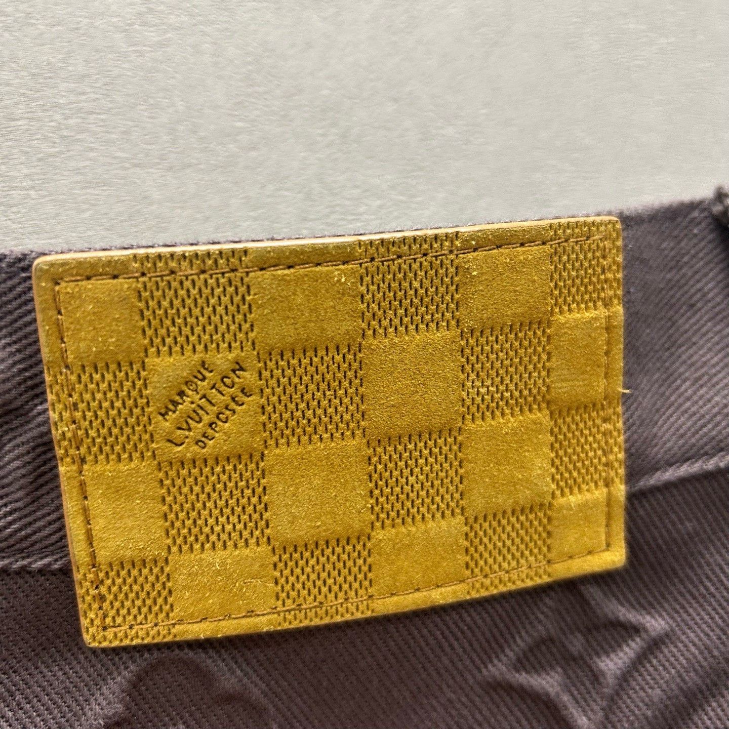 Louis Vuitton Louis Vuitton Monogram Debossed Jeans Size 34 Size US 34 / EU 50 - 4 Thumbnail