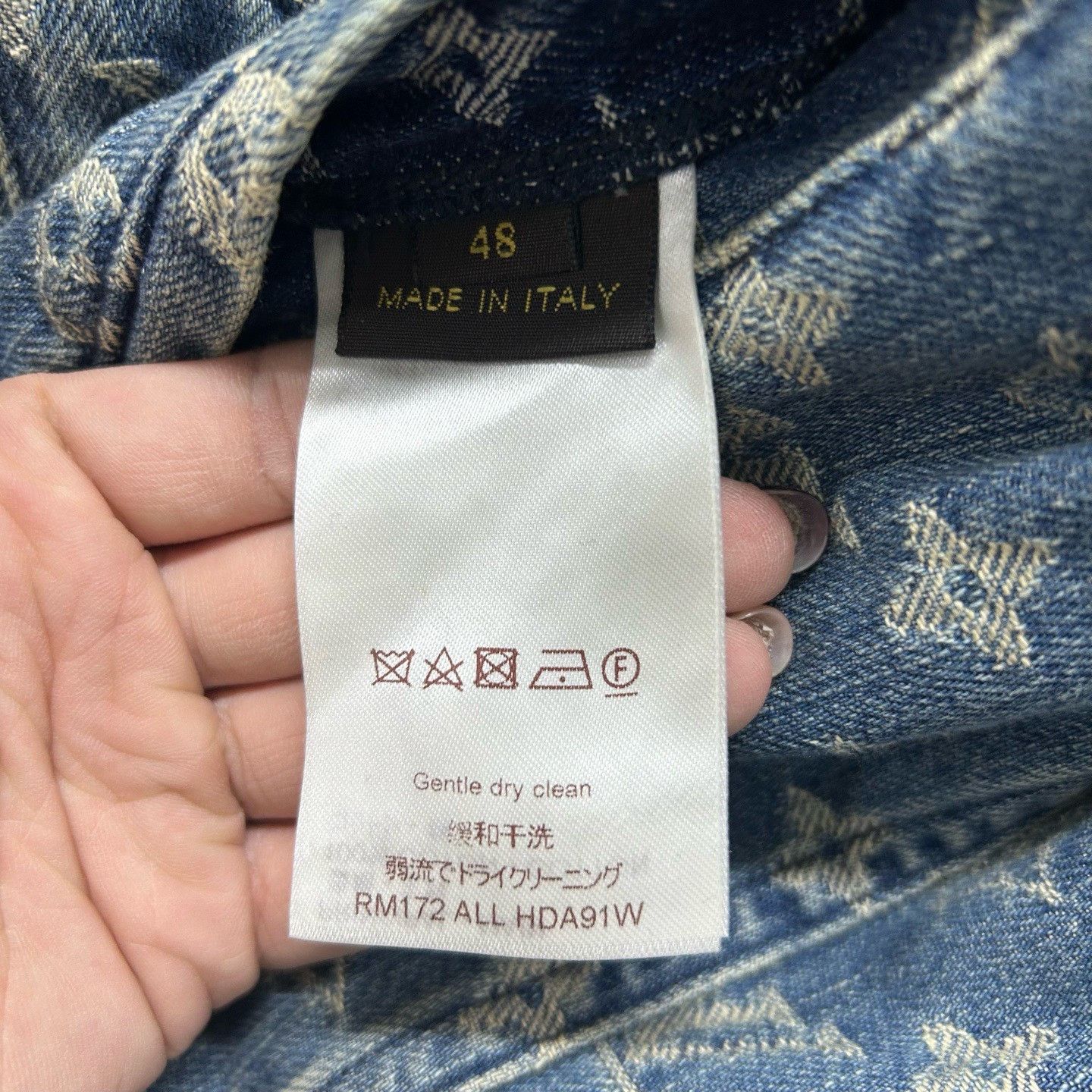 Louis Vuitton Louis Vuitton x Supreme Monogram Denim Jacket Size 48 Size US M / EU 48-50 / 2 - 6 Thumbnail