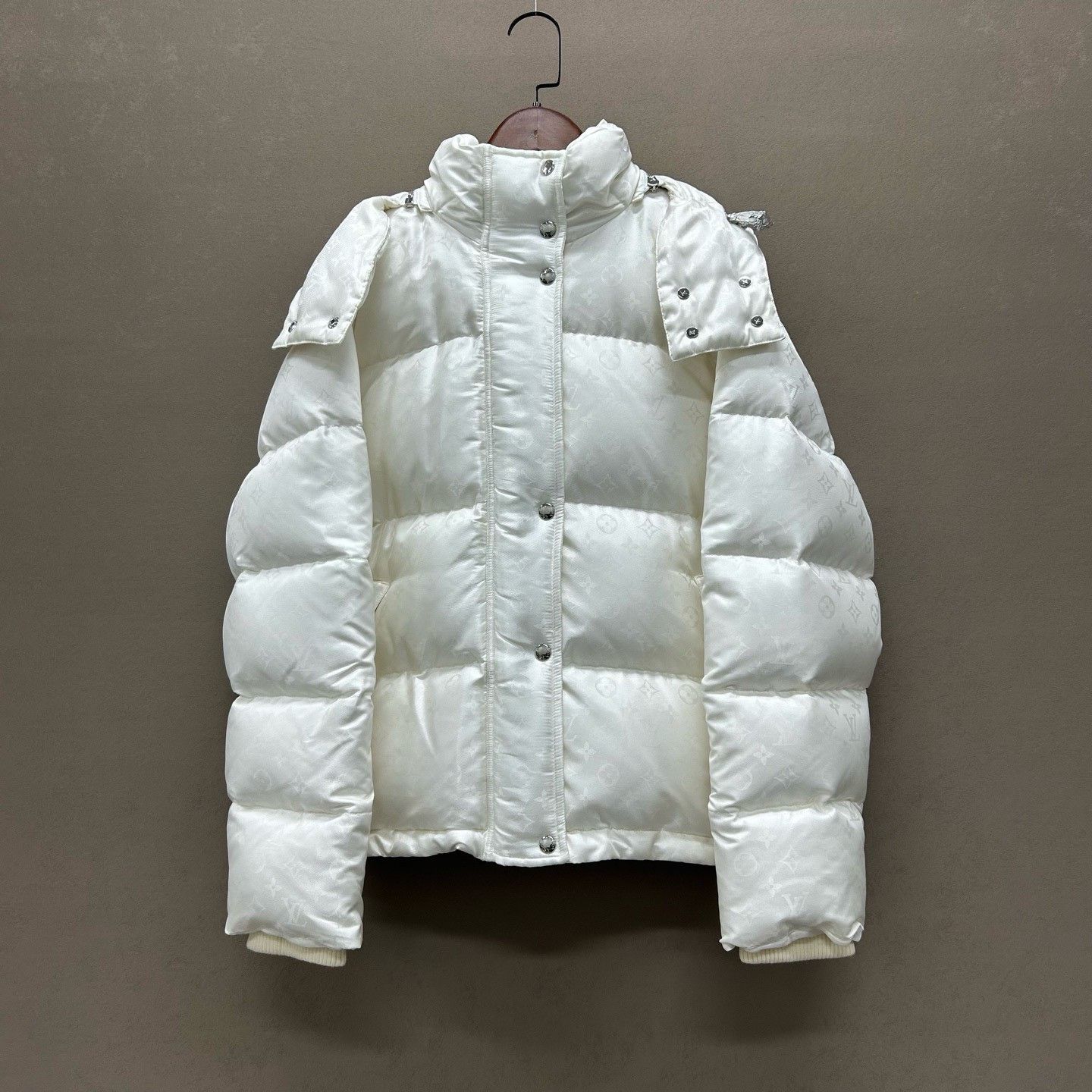 Louis Vuitton Louis Vuitton Monogram Puffer Jacket Size 36 Size XS / US 0-2 / IT 36-38 - 2 Thumbnail