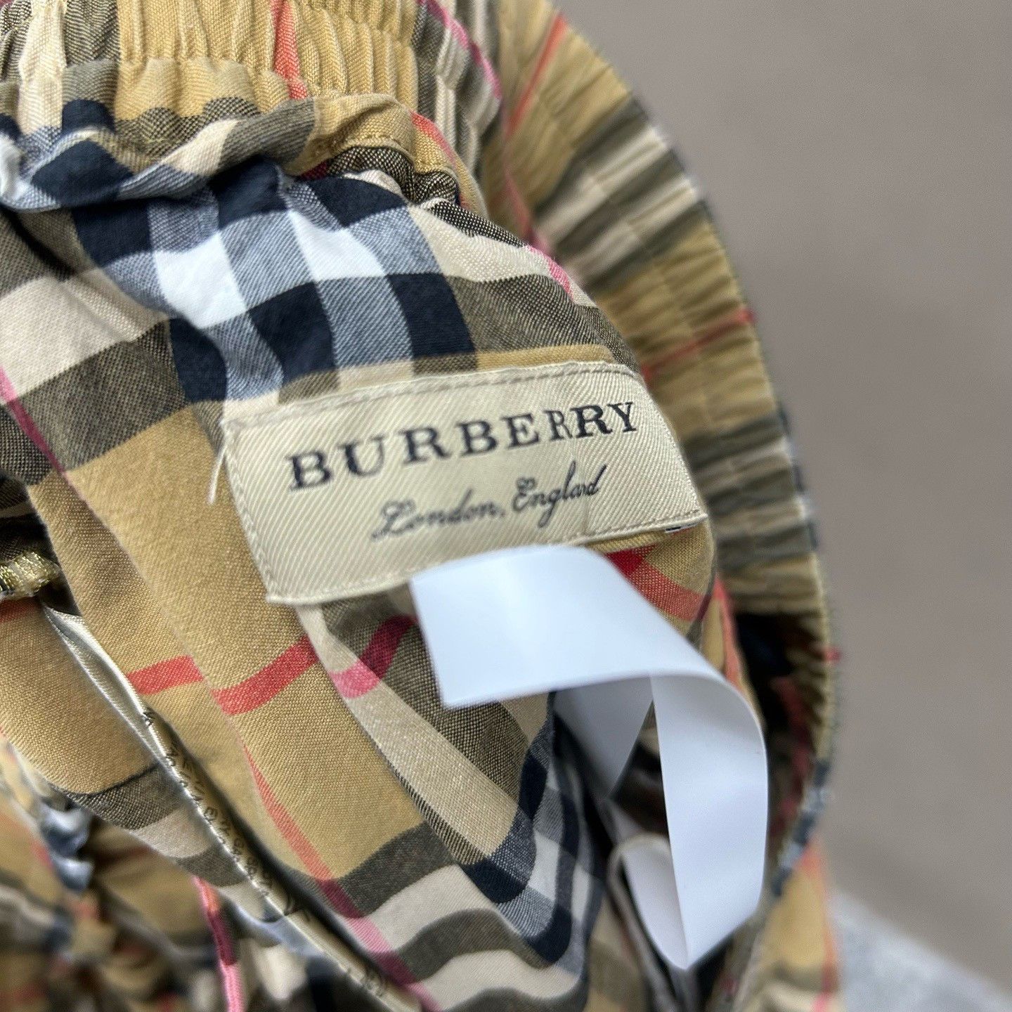 Burberry Burberry Classic Check Shorts Size 32 Size US 32 / EU 48 - 4 Thumbnail